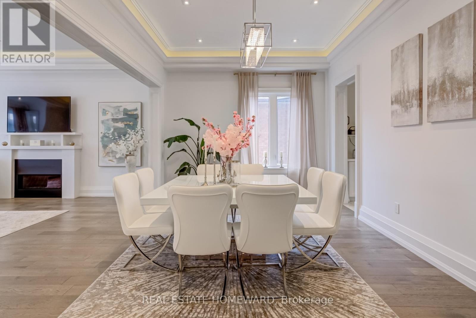 












6 MACKAY DRIVE

,
Richmond Hill (South Richvale),




Ontario
L4C6P1

