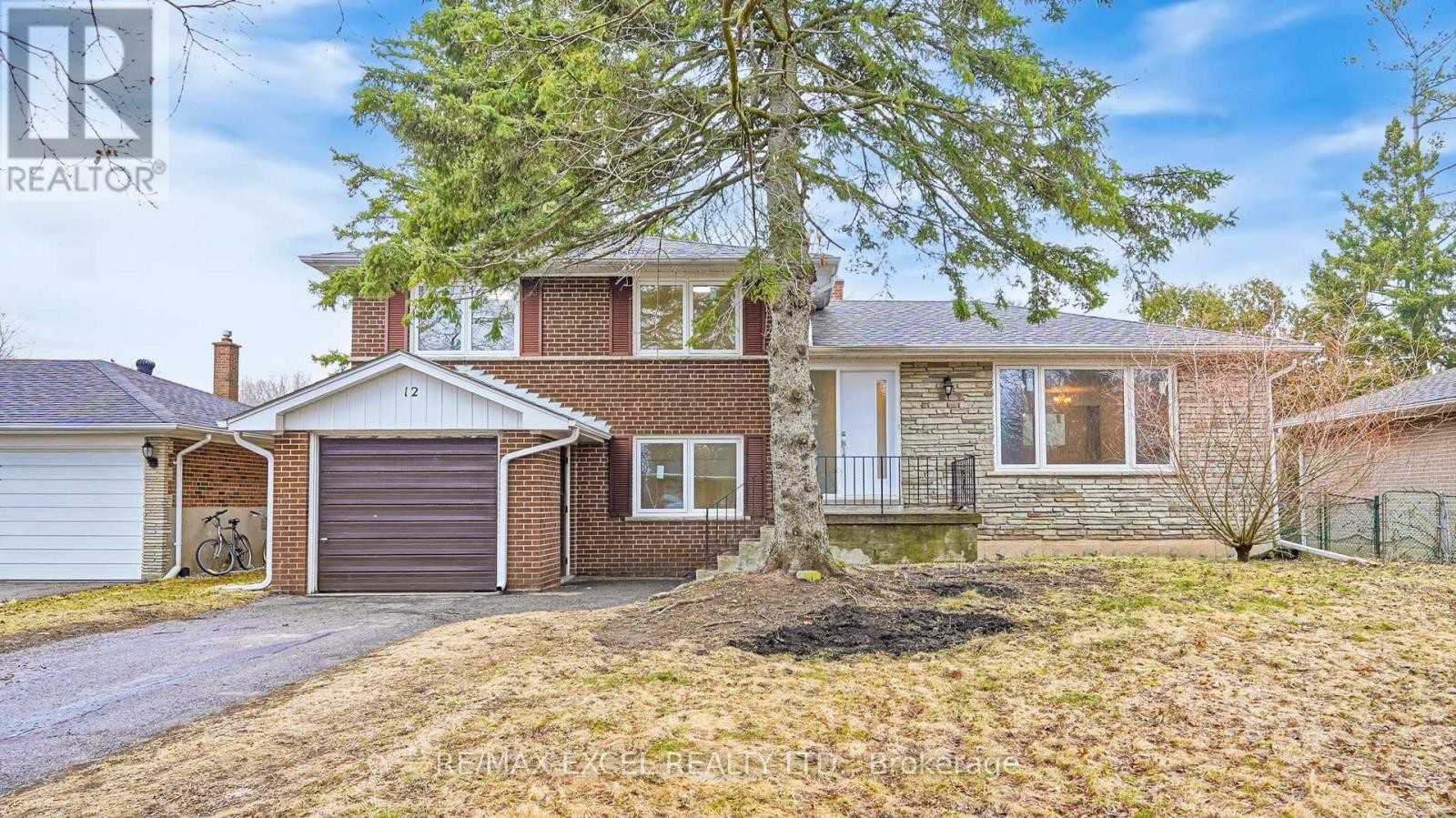 












12 LAKEVISTA AVENUE

,
Markham (Bullock),




Ontario
L3P1H5

