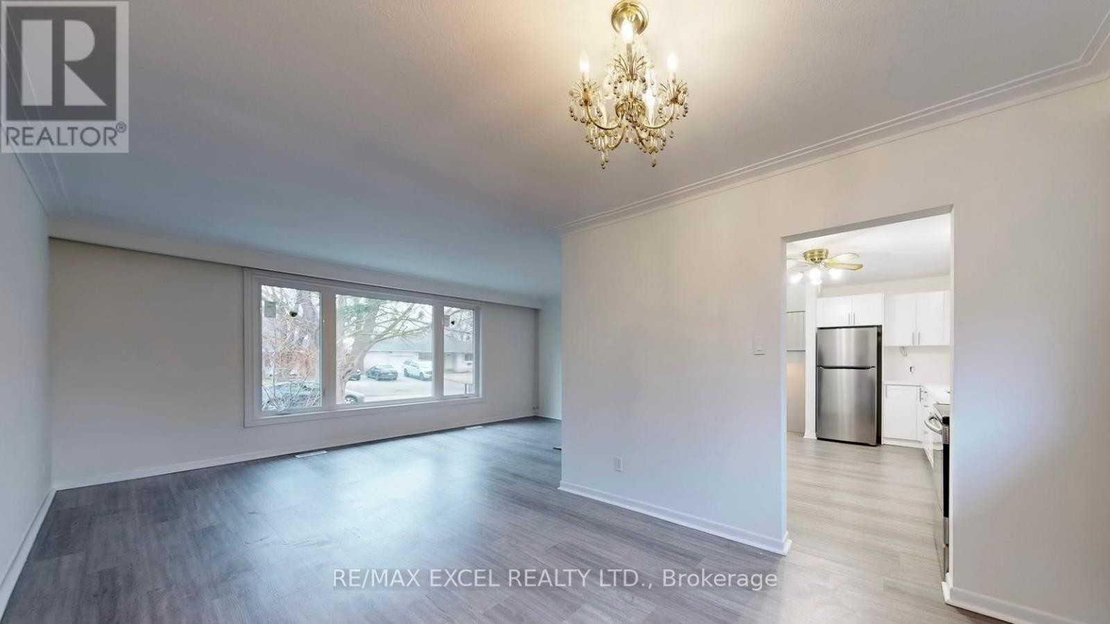 












12 LAKEVISTA AVENUE

,
Markham (Bullock),




Ontario
L3P1H5

