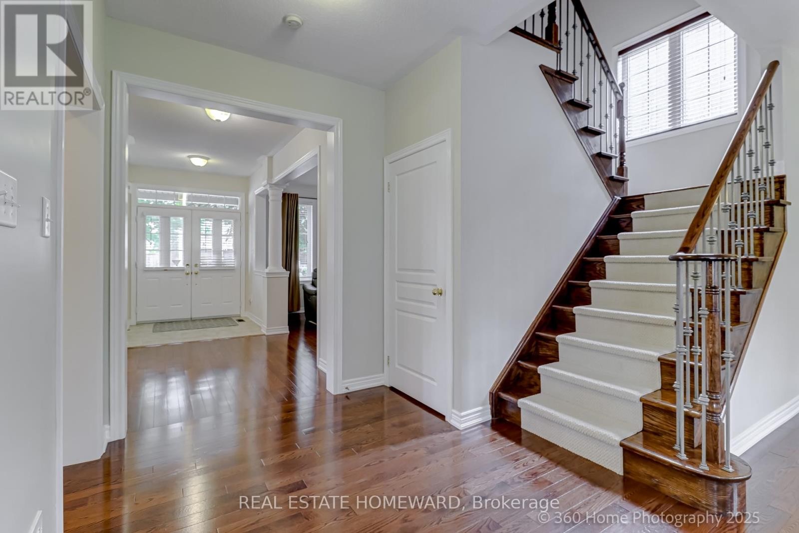 












9 TARMACK DRIVE

,
Richmond Hill (Jefferson),




Ontario
L4E0E6


