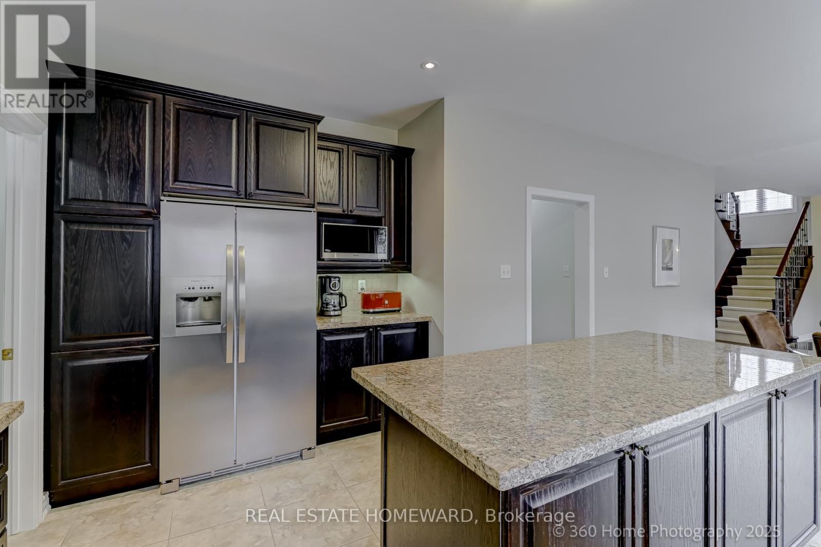 












9 TARMACK DRIVE

,
Richmond Hill (Jefferson),




Ontario
L4E0E6

