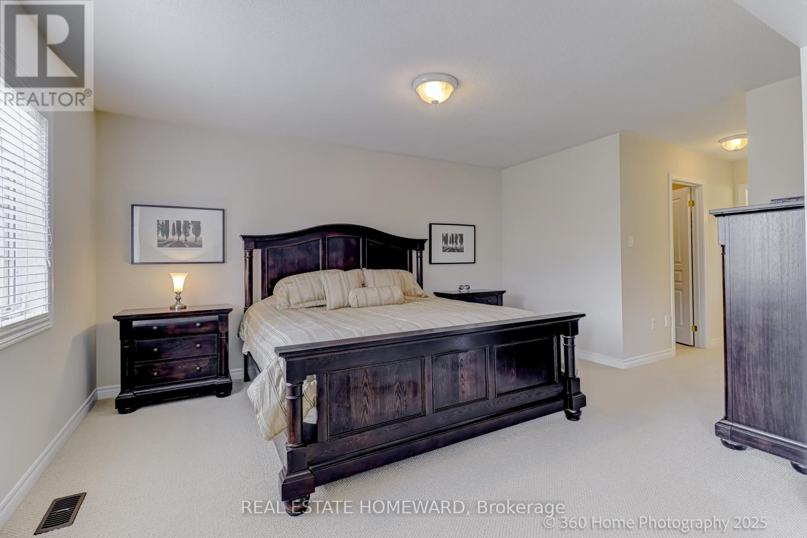 












9 TARMACK DRIVE

,
Richmond Hill (Jefferson),




Ontario
L4E0E6


