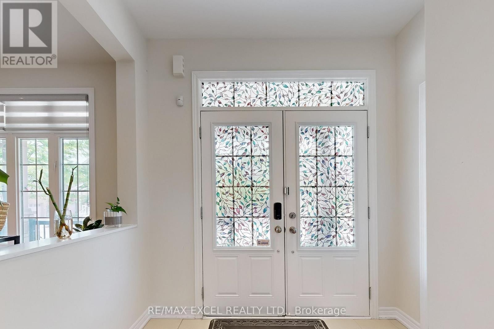 












9 SUNNYSIDE HILL ROAD

,
Markham (Cornell),




Ontario
L6B0X4

