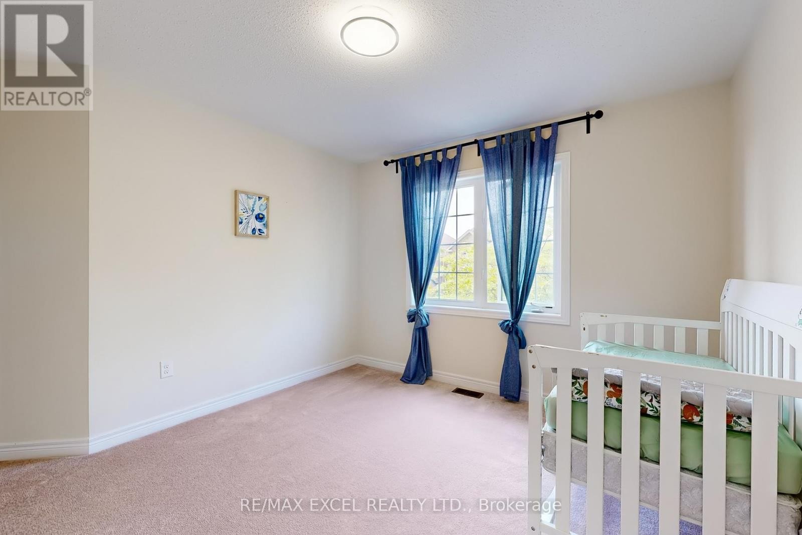 












9 SUNNYSIDE HILL ROAD

,
Markham (Cornell),




Ontario
L6B0X4

