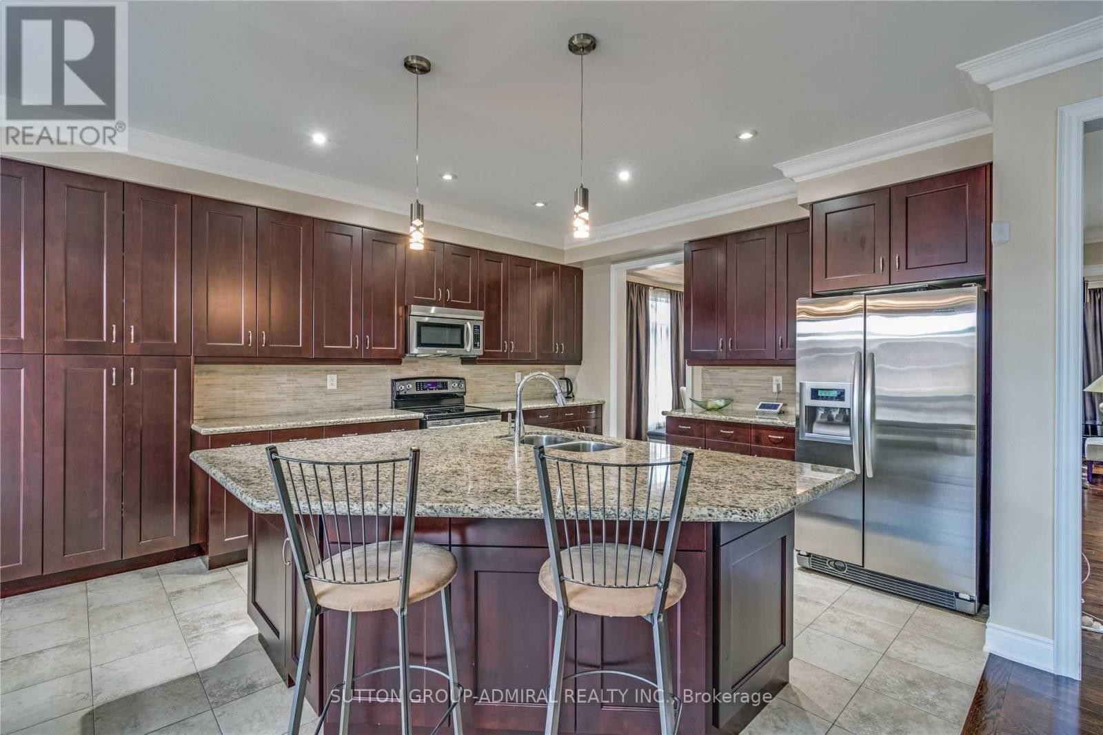 












305 ILAN RAMON BOULEVARD

,
Vaughan (Patterson),




Ontario
L6A0W4

