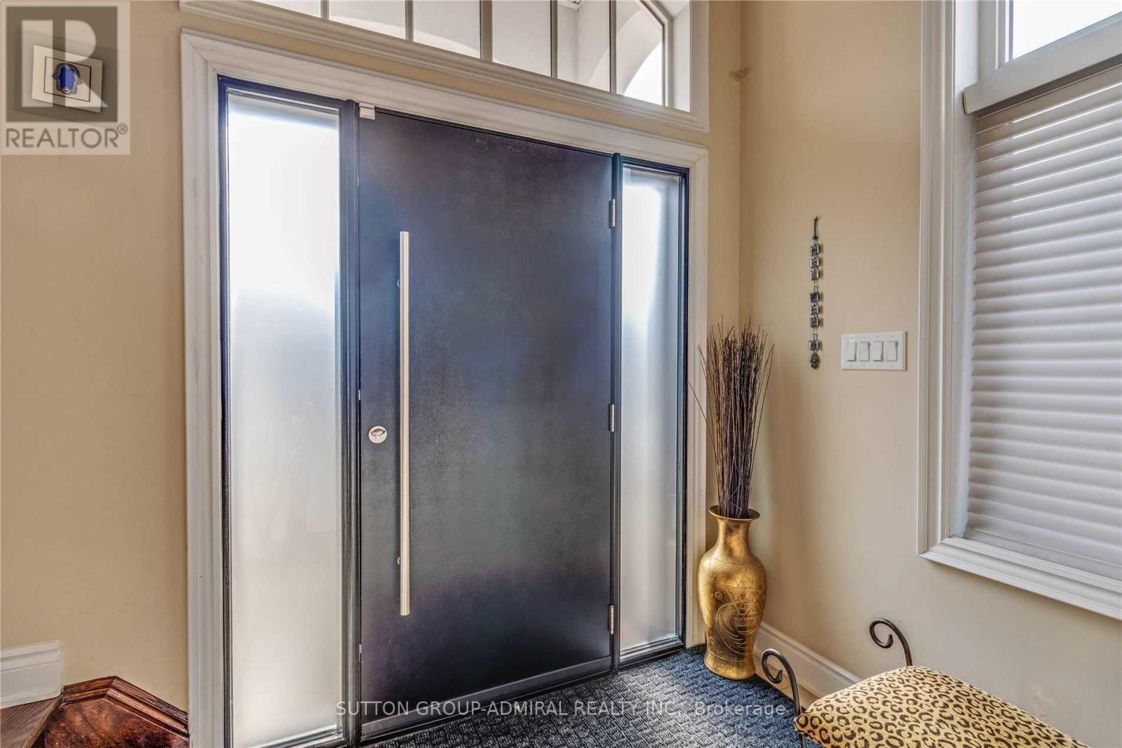 












305 ILAN RAMON BOULEVARD

,
Vaughan (Patterson),




Ontario
L6A0W4

