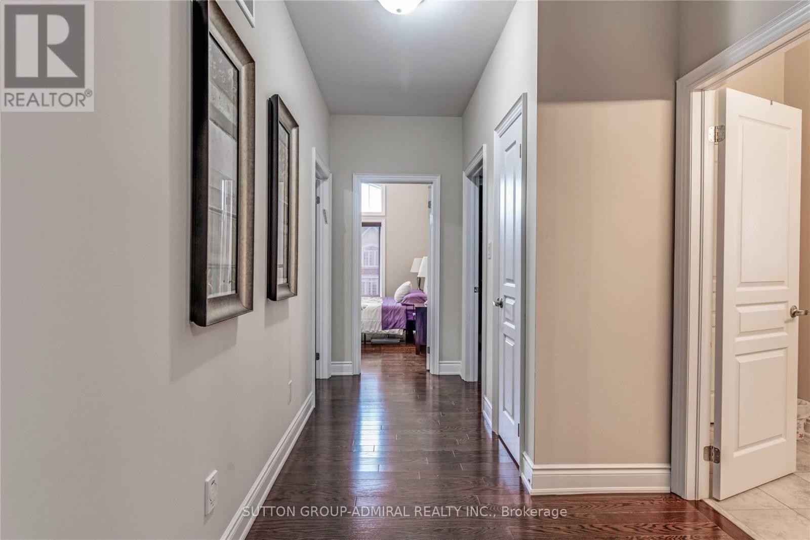 












305 ILAN RAMON BOULEVARD

,
Vaughan (Patterson),




Ontario
L6A0W4

