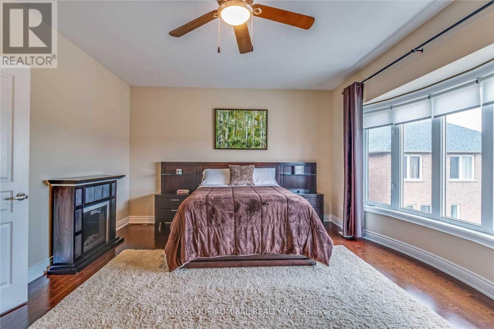












305 ILAN RAMON BOULEVARD

,
Vaughan (Patterson),




Ontario
L6A0W4

