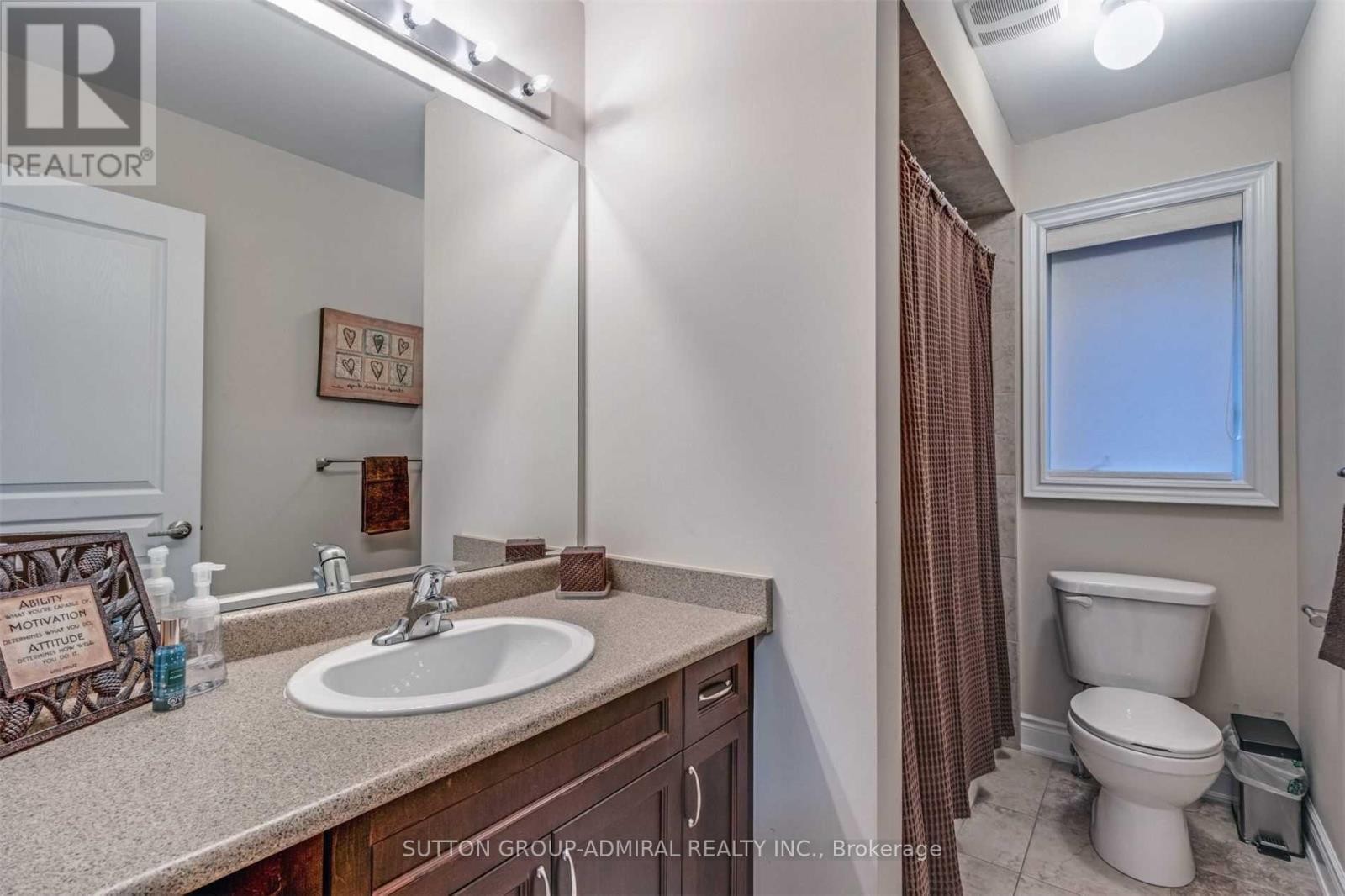 












305 ILAN RAMON BOULEVARD

,
Vaughan (Patterson),




Ontario
L6A0W4


