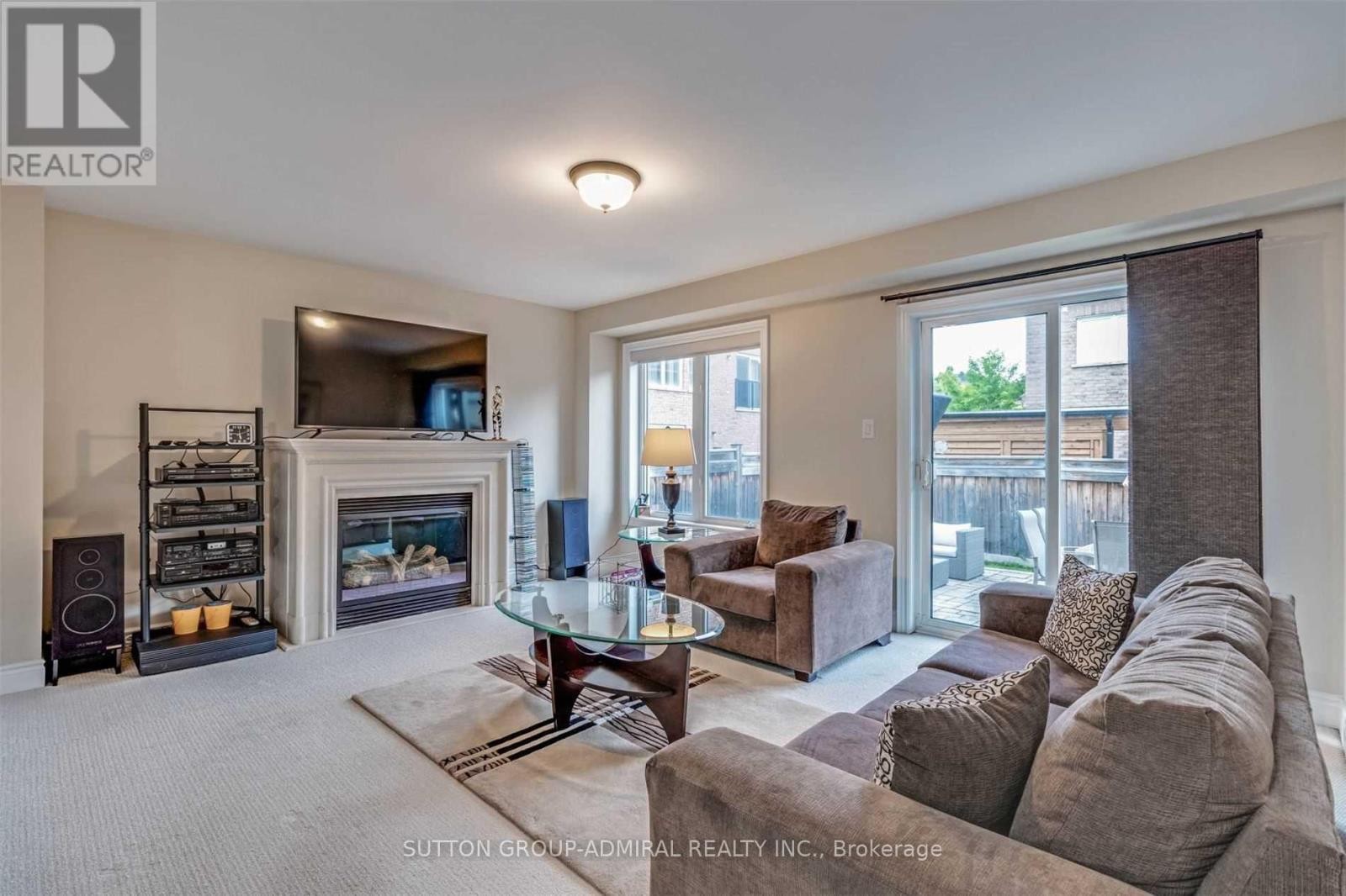 












305 ILAN RAMON BOULEVARD

,
Vaughan (Patterson),




Ontario
L6A0W4

