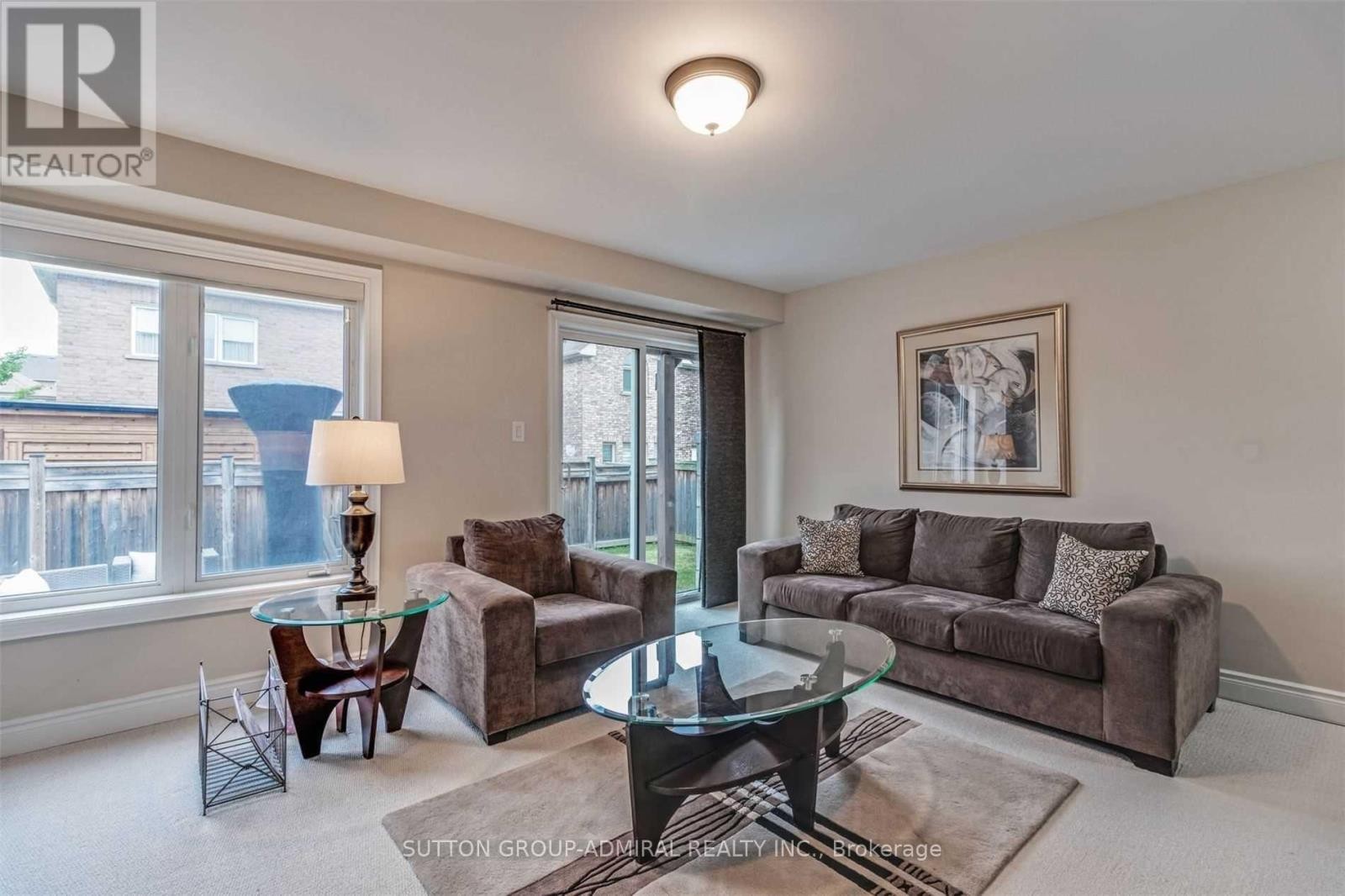 












305 ILAN RAMON BOULEVARD

,
Vaughan (Patterson),




Ontario
L6A0W4

