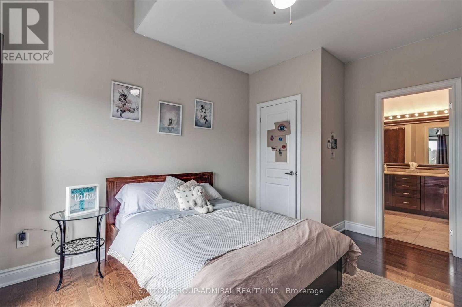












305 ILAN RAMON BOULEVARD

,
Vaughan (Patterson),




Ontario
L6A0W4

