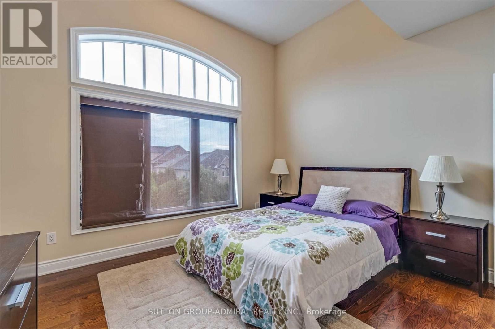 












305 ILAN RAMON BOULEVARD

,
Vaughan (Patterson),




Ontario
L6A0W4

