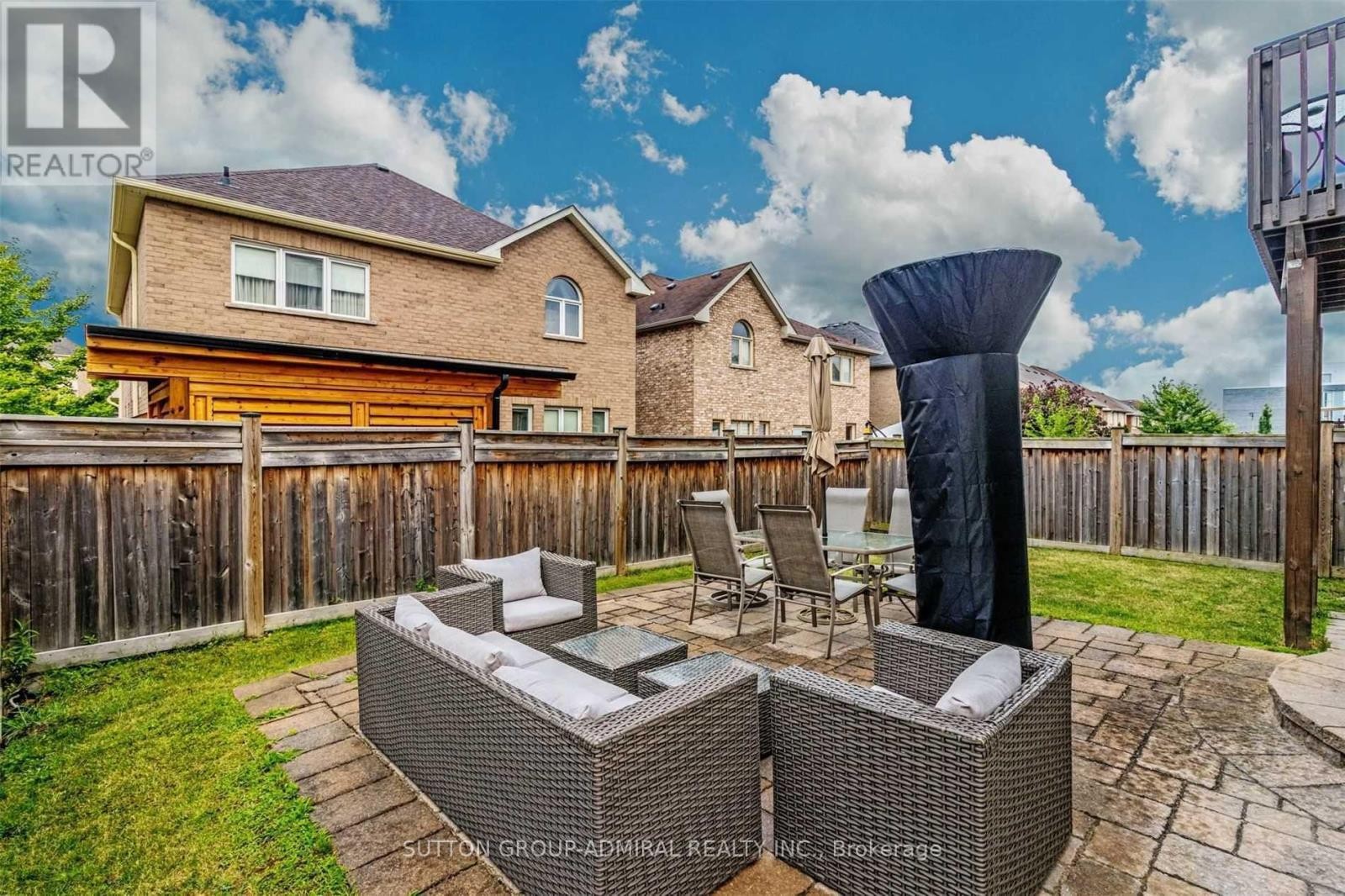 












305 ILAN RAMON BOULEVARD

,
Vaughan (Patterson),




Ontario
L6A0W4

