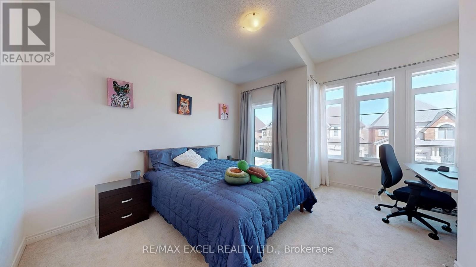 












75 CHOUINARD WAY

,
Aurora,




Ontario
L4G7C4

