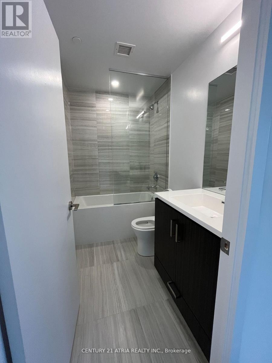 












1917 - 38 HONEYCRISP CRESCENT

,
Vaughan (Vaughan Corporate Centre),




Ontario
L4K0M8

