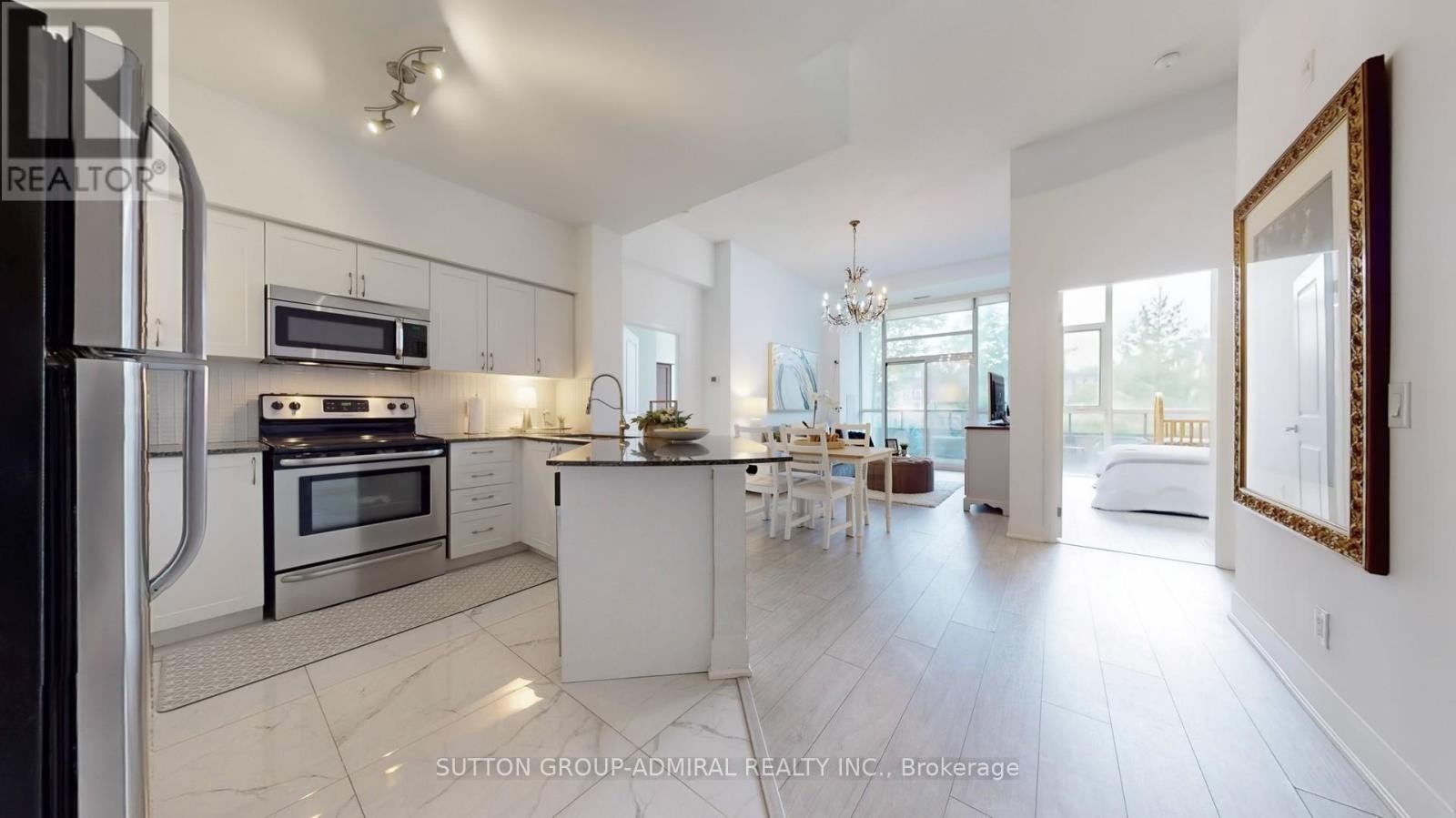












103 - 4700 HIGHWAY 7 STREET

,
Vaughan (East Woodbridge),




Ontario
L4L0B4

