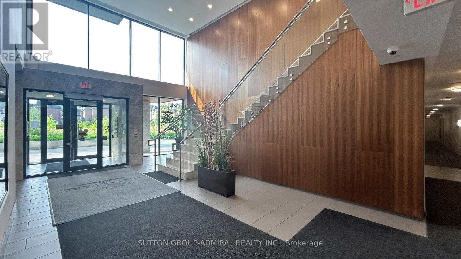 












103 - 4700 HIGHWAY 7 STREET

,
Vaughan (East Woodbridge),




Ontario
L4L0B4

