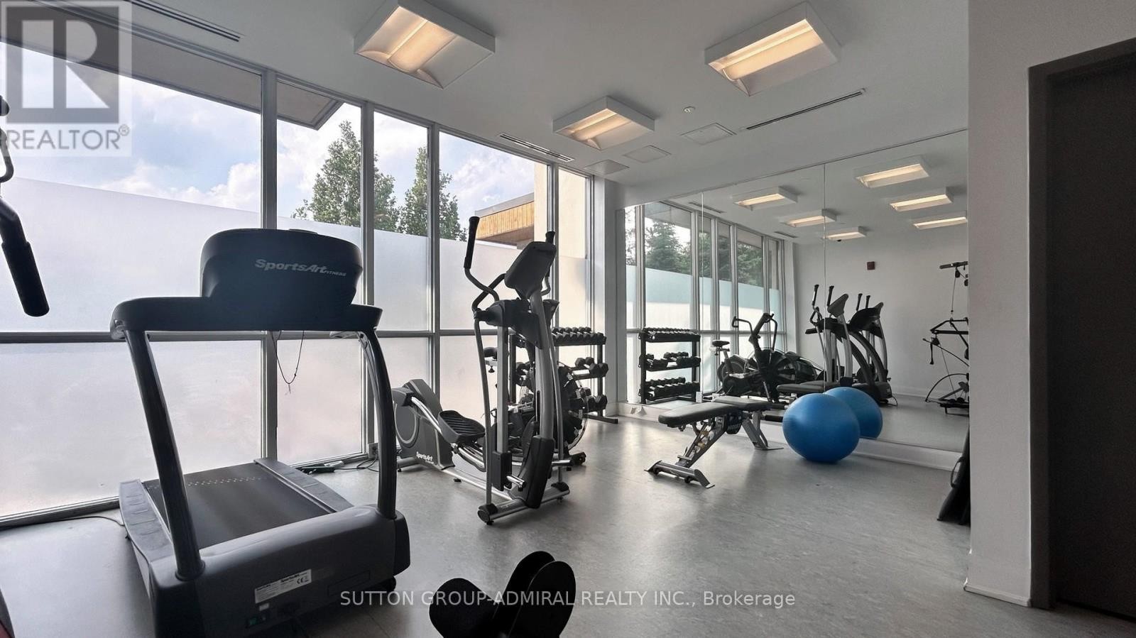 












103 - 4700 HIGHWAY 7 STREET

,
Vaughan (East Woodbridge),




Ontario
L4L0B4

