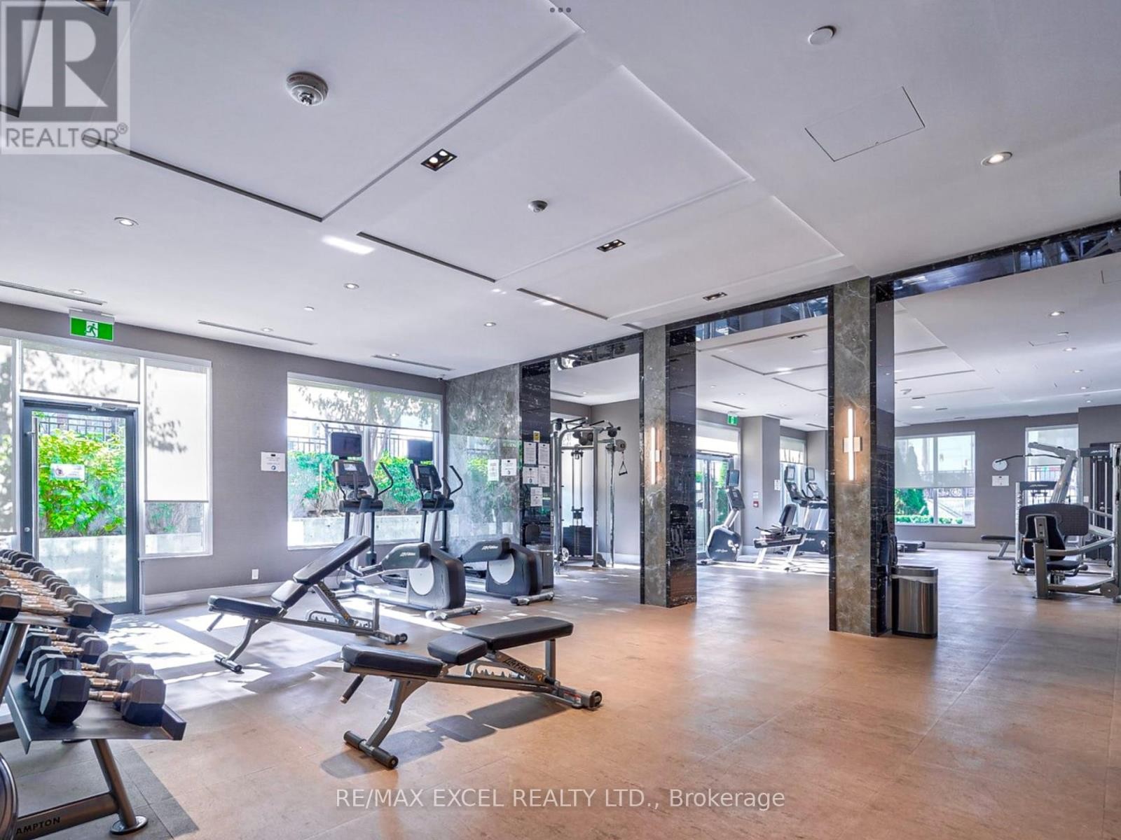 












1206 - 398 HIGHWAY 7 ROAD E

,
Richmond Hill (Doncrest),




Ontario
L4B0G6

