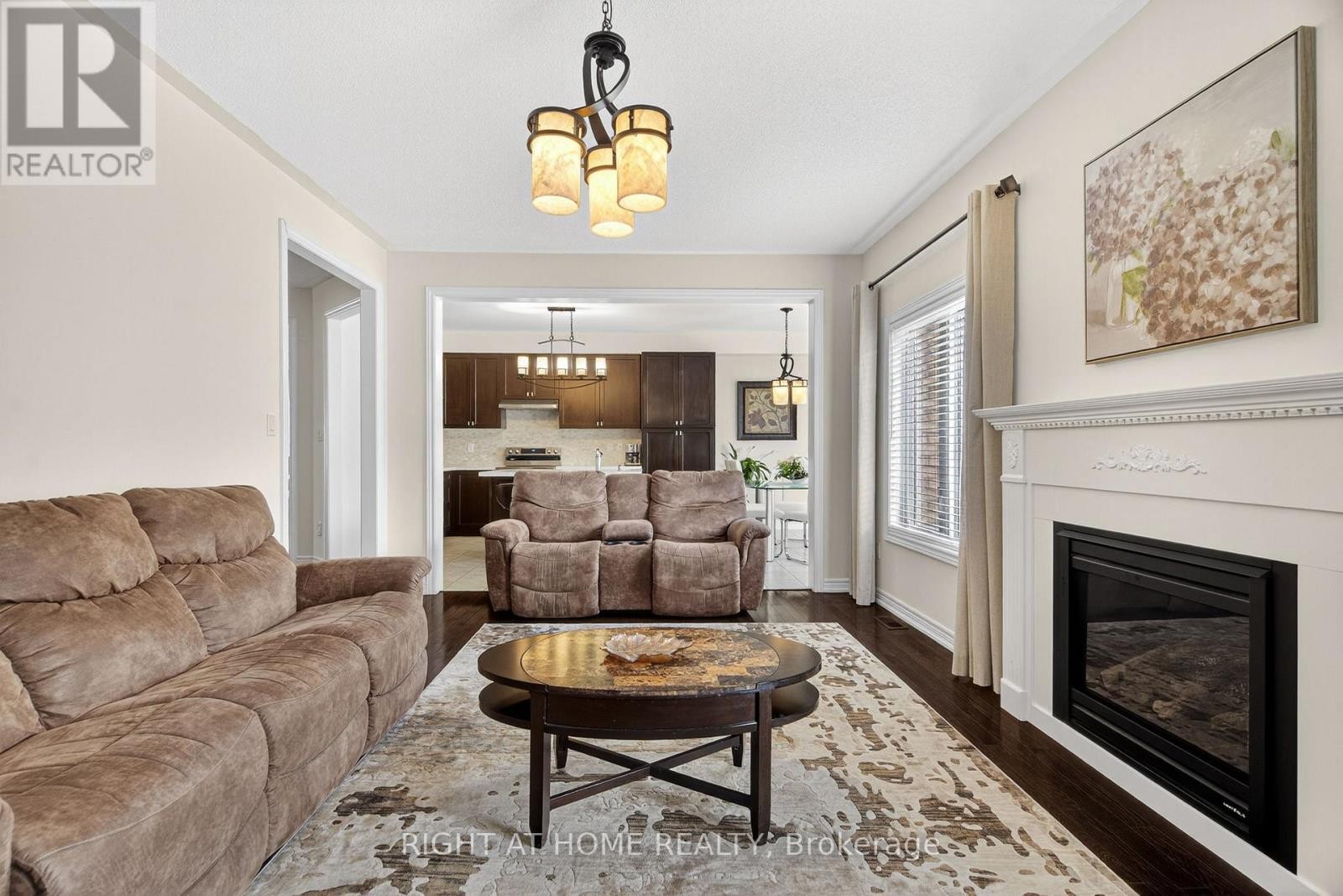 












268 CARRIER CRESCENT

,
Vaughan (Patterson),




Ontario
L6A4T4

