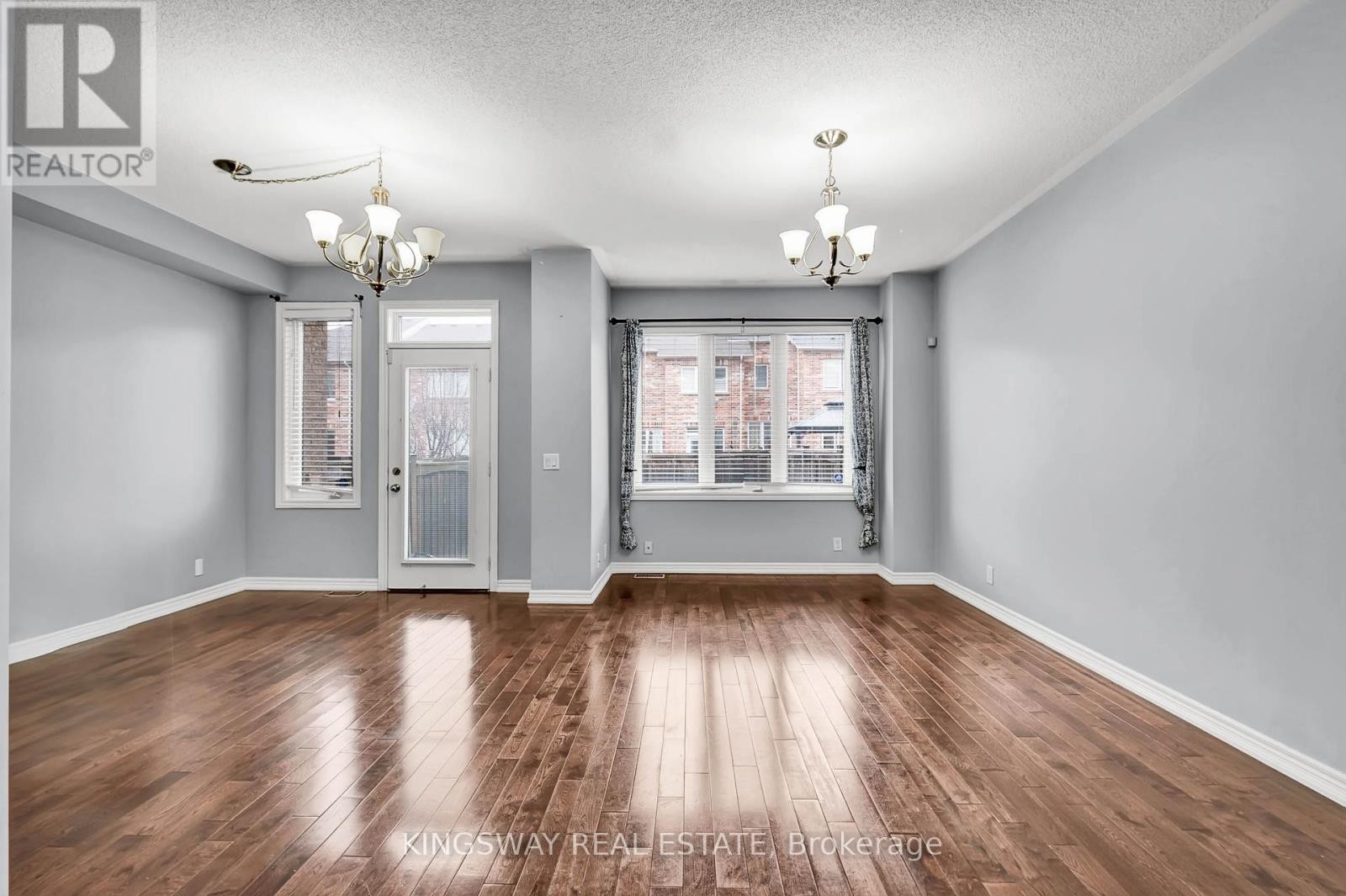 












151 COURTLAND CRESCENT

,
East Gwillimbury,




Ontario
L9N0B2

