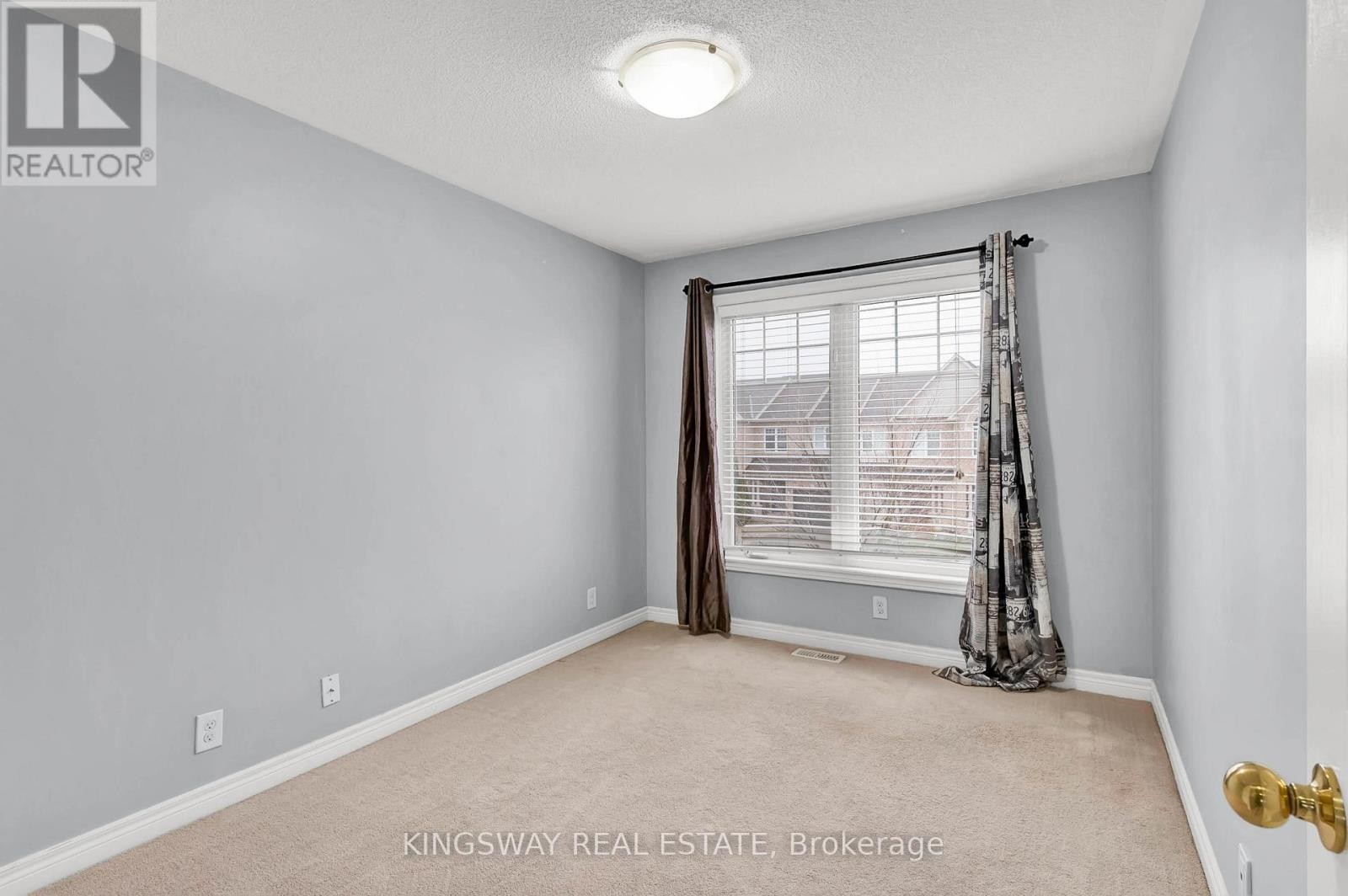 












151 COURTLAND CRESCENT

,
East Gwillimbury,




Ontario
L9N0B2

