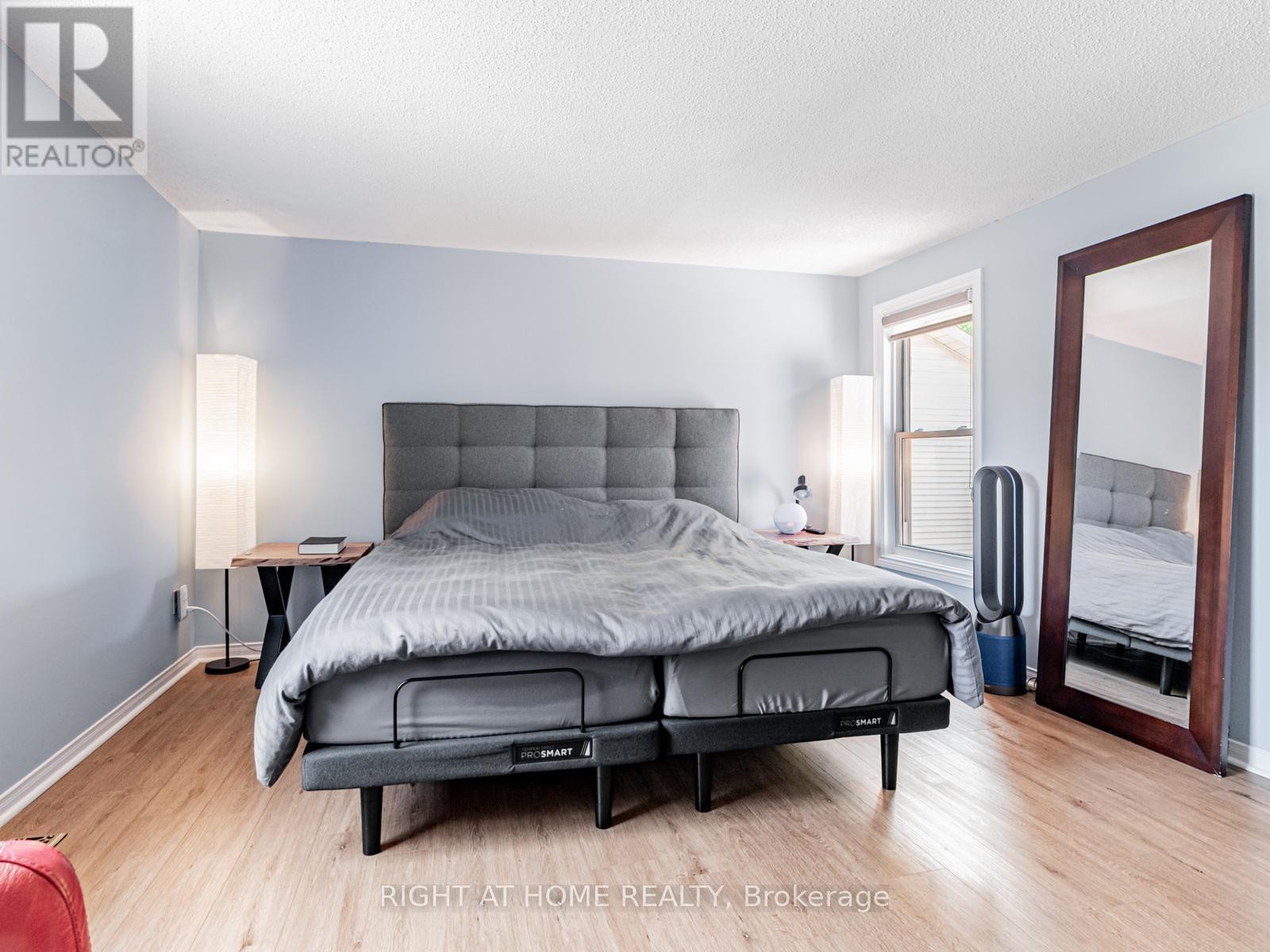 












116 BERYL AVENUE

,
Whitchurch-Stouffville (Stouffville),




Ontario
L4A7Y2

