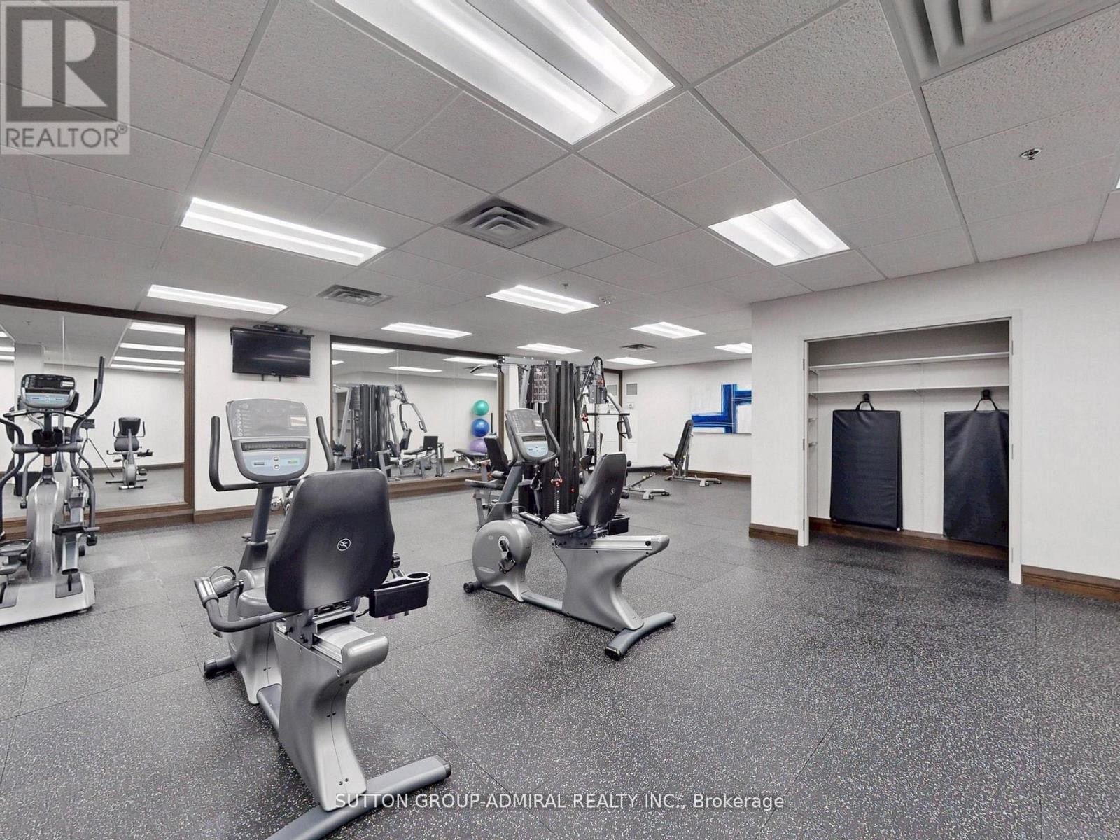 












LPH8 - 75 KING WILLIAM CRESCENT

,
Richmond Hill (Langstaff),




Ontario
L4B0C1


