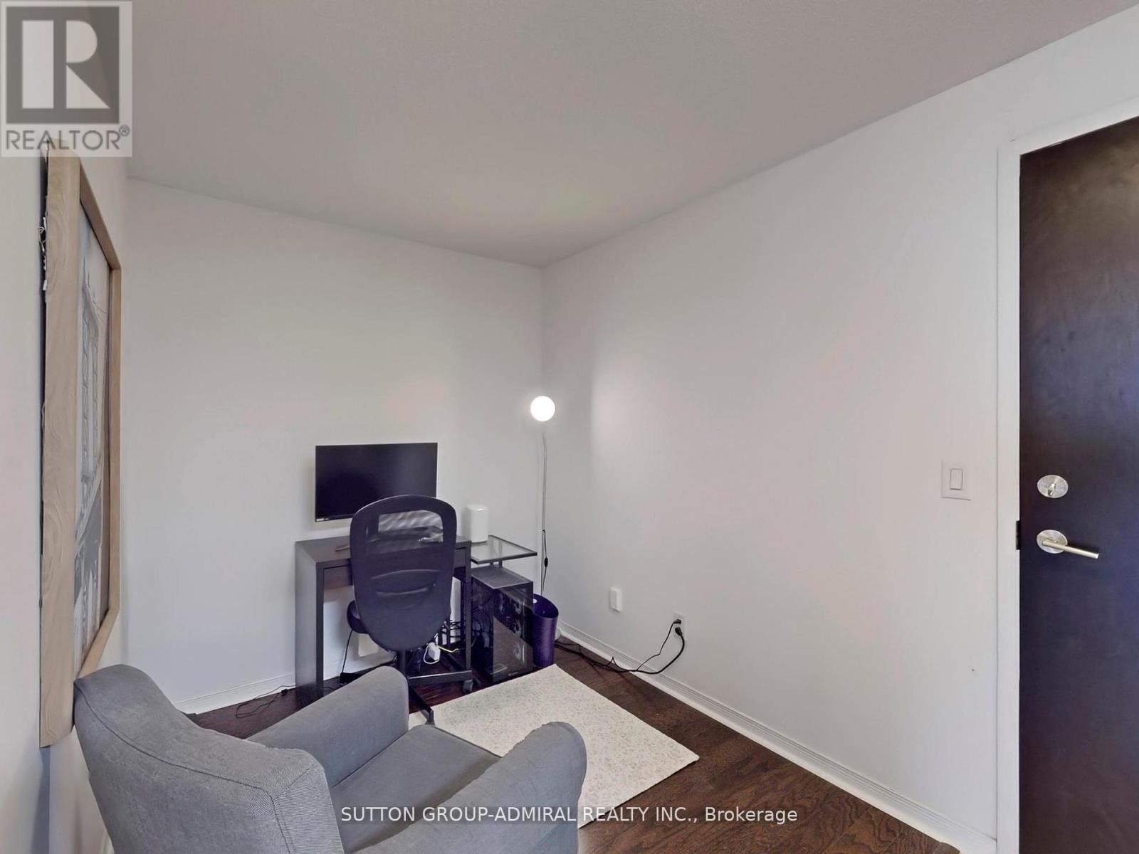 












LPH8 - 75 KING WILLIAM CRESCENT

,
Richmond Hill (Langstaff),




Ontario
L4B0C1

