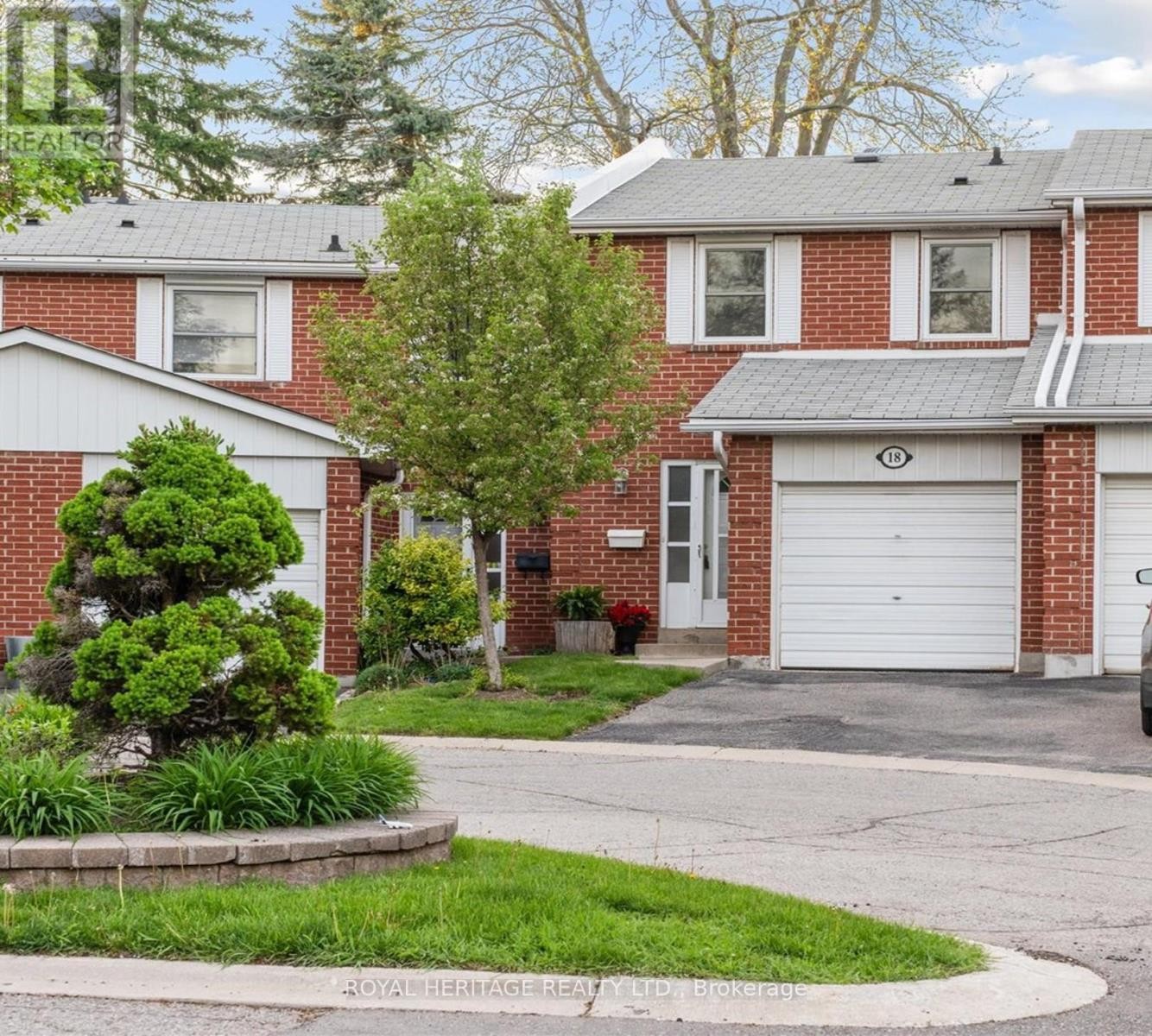 












390 - 18 REITH WAY

,
Markham (Aileen-Willowbrook),




Ontario
L3T5C7

