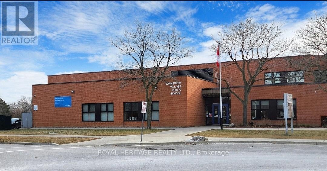 












390 - 18 REITH WAY

,
Markham (Aileen-Willowbrook),




Ontario
L3T5C7

