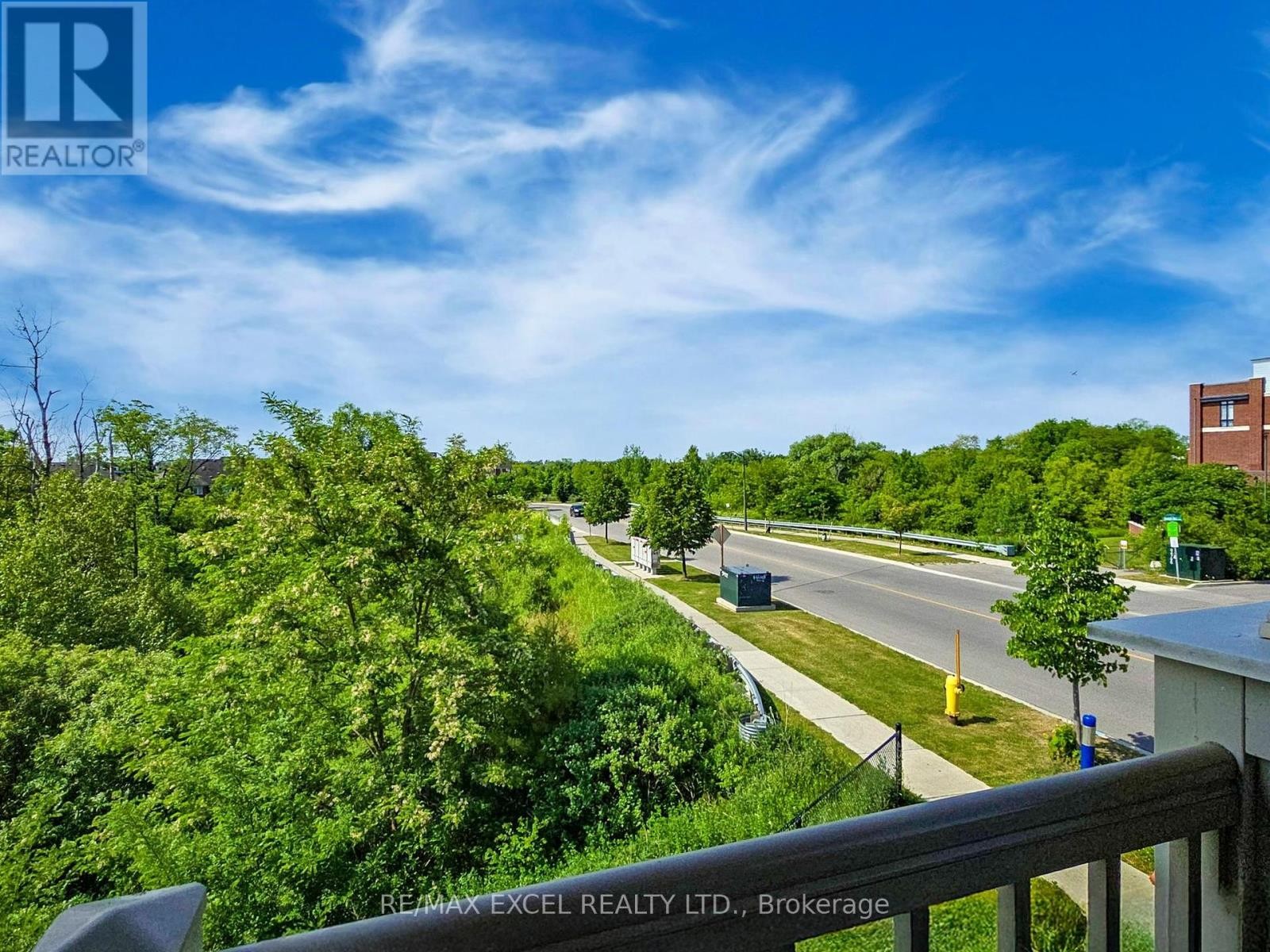 












192 BAKER HILL BOULEVARD

,
Whitchurch-Stouffville (Stouffville),




Ontario
L4A0W5

