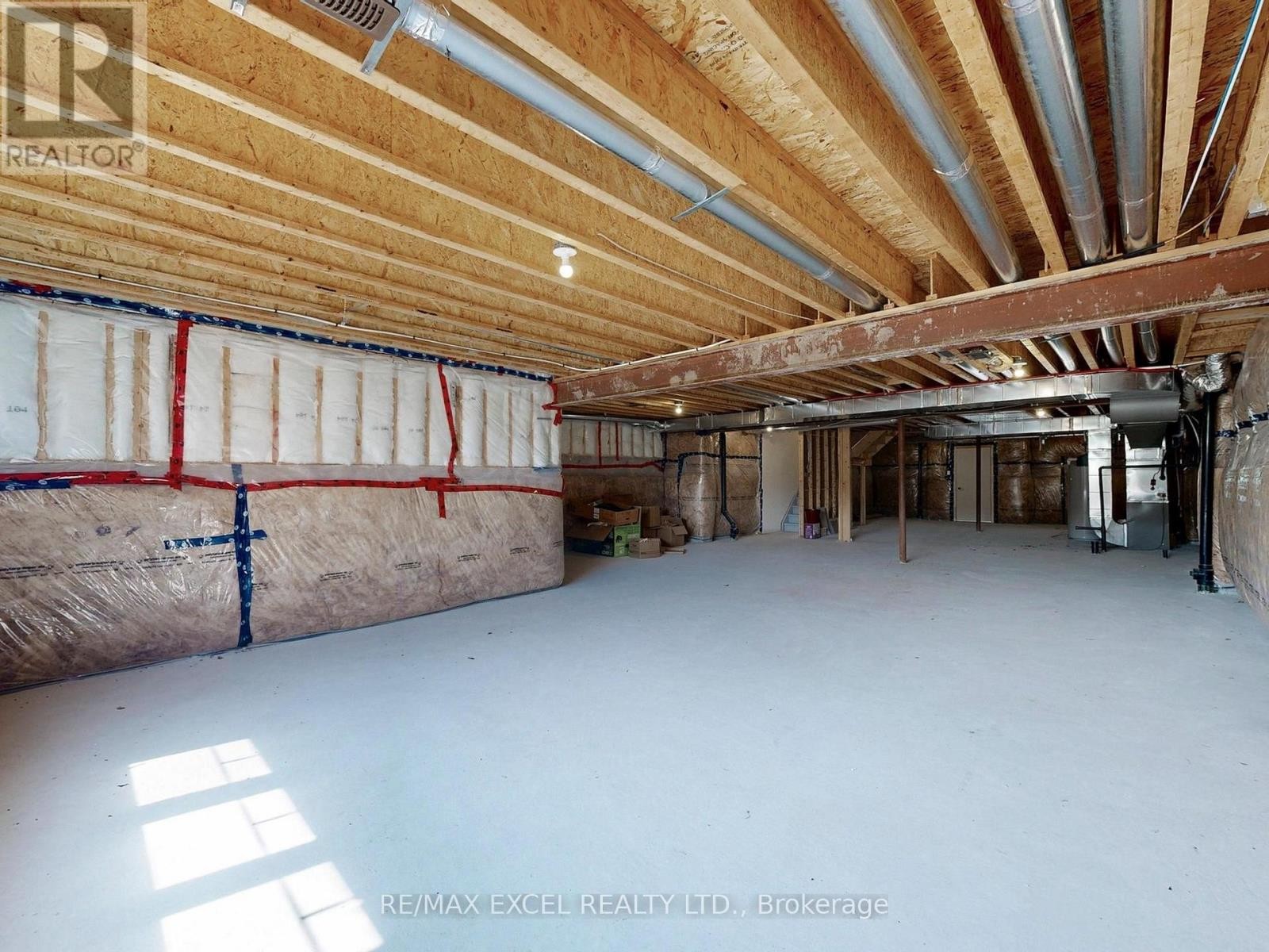 












192 BAKER HILL BOULEVARD

,
Whitchurch-Stouffville (Stouffville),




Ontario
L4A0W5

