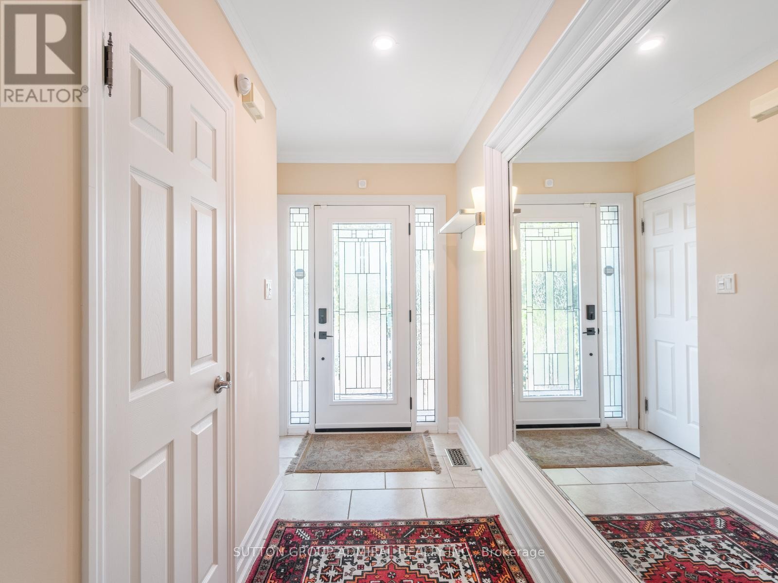 












298 SONOMA BOULEVARD

,
Vaughan (Sonoma Heights),




Ontario
L4H1R5

