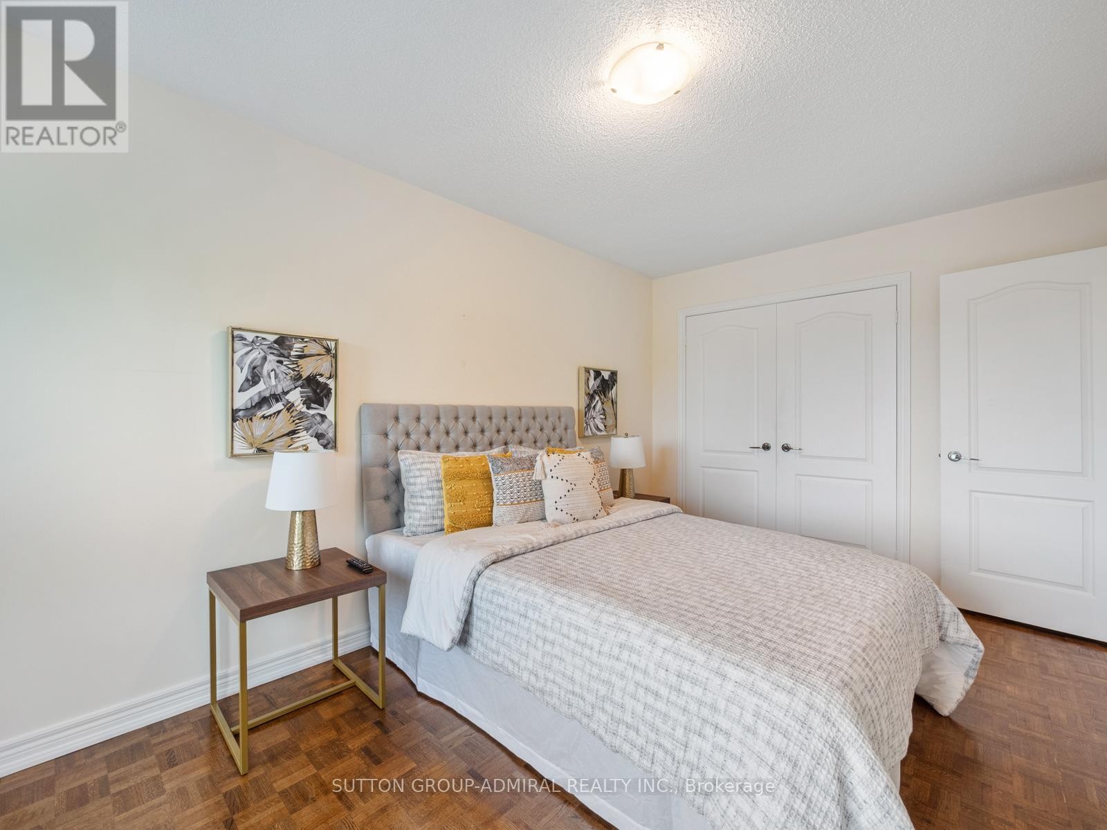 












298 SONOMA BOULEVARD

,
Vaughan (Sonoma Heights),




Ontario
L4H1R5

