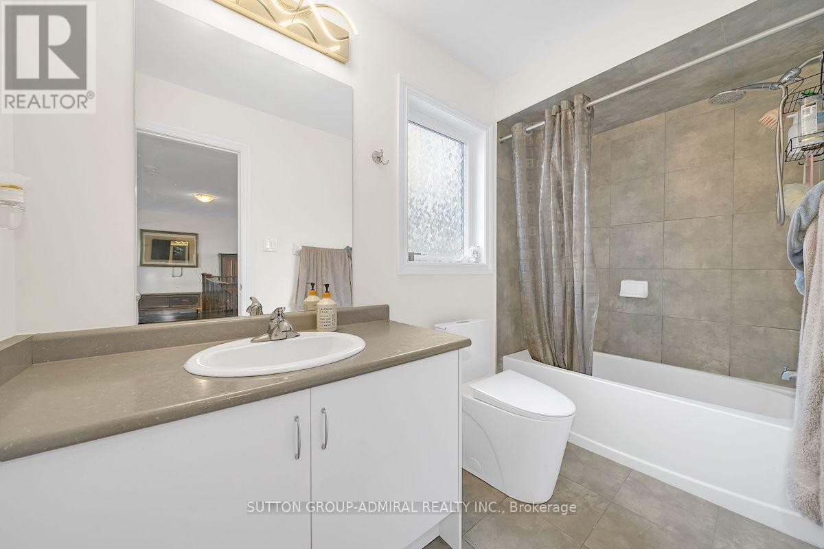 












1152 PEELAR CRESCENT

,
Innisfil (Lefroy),




Ontario
L0L1W0

