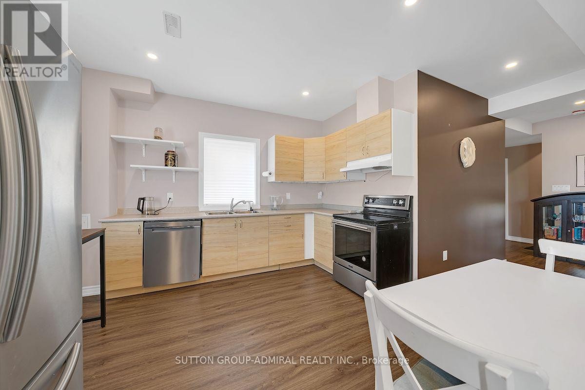 












1152 PEELAR CRESCENT

,
Innisfil (Lefroy),




Ontario
L0L1W0

