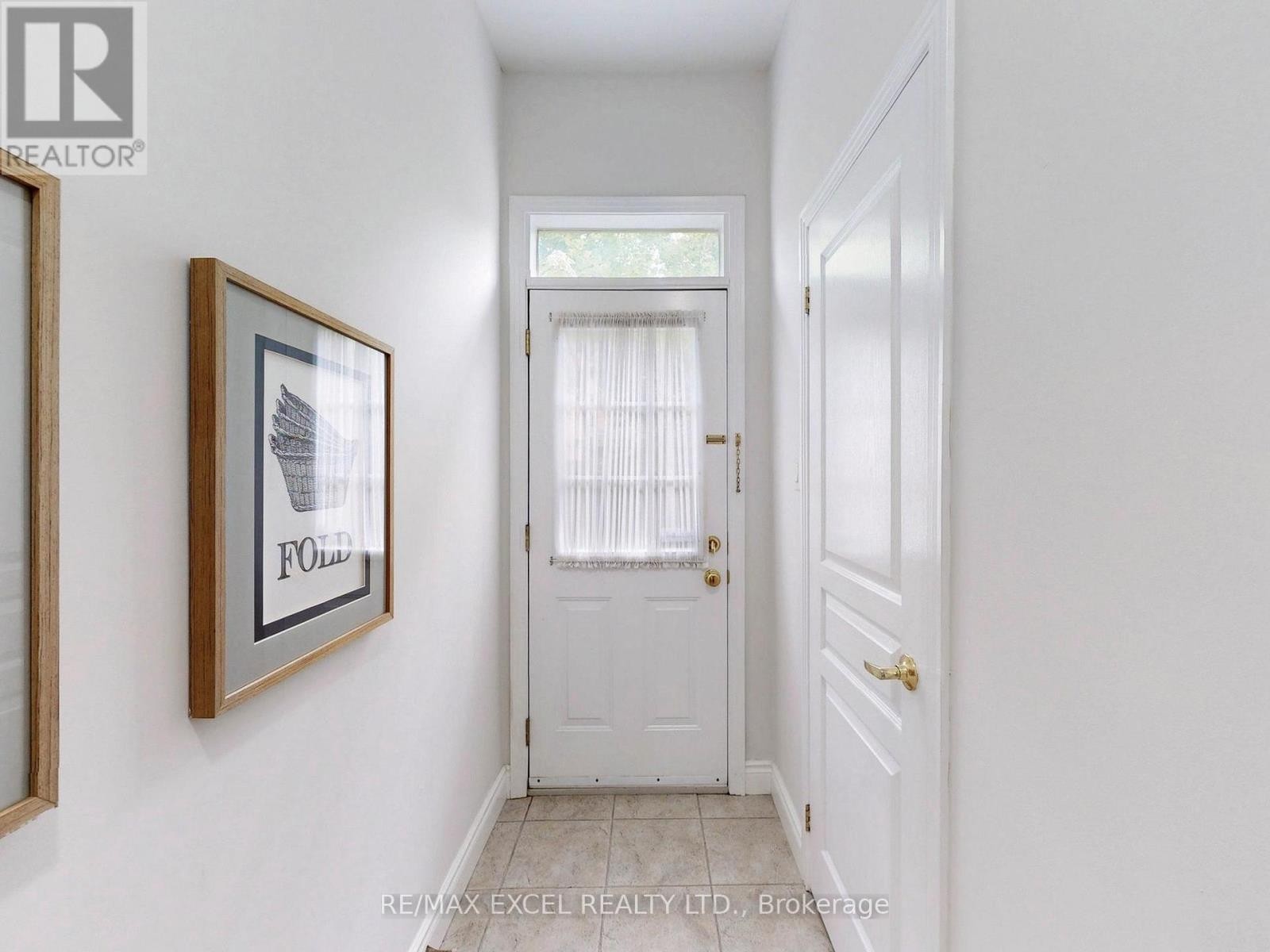 












57 MOSS CREEK BOULEVARD

,
Markham (Cachet),




Ontario
L6C2V5

