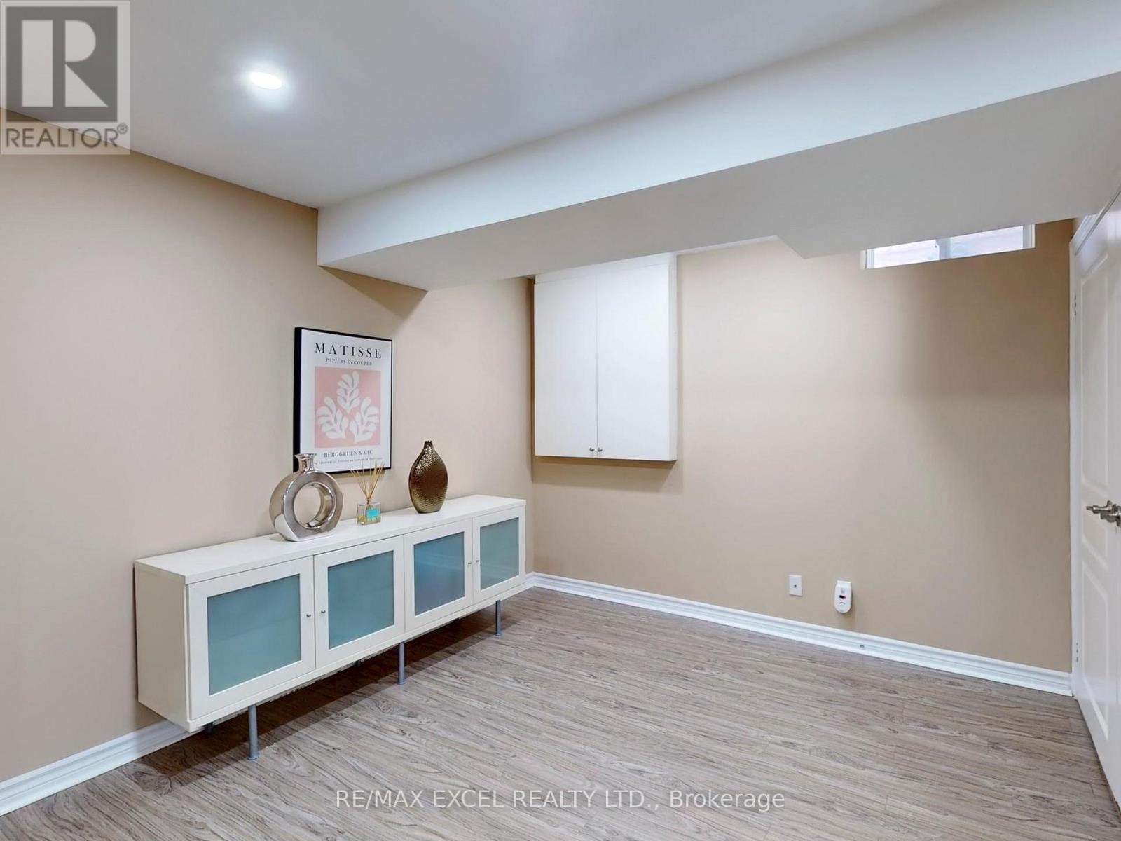 












57 MOSS CREEK BOULEVARD

,
Markham (Cachet),




Ontario
L6C2V5

