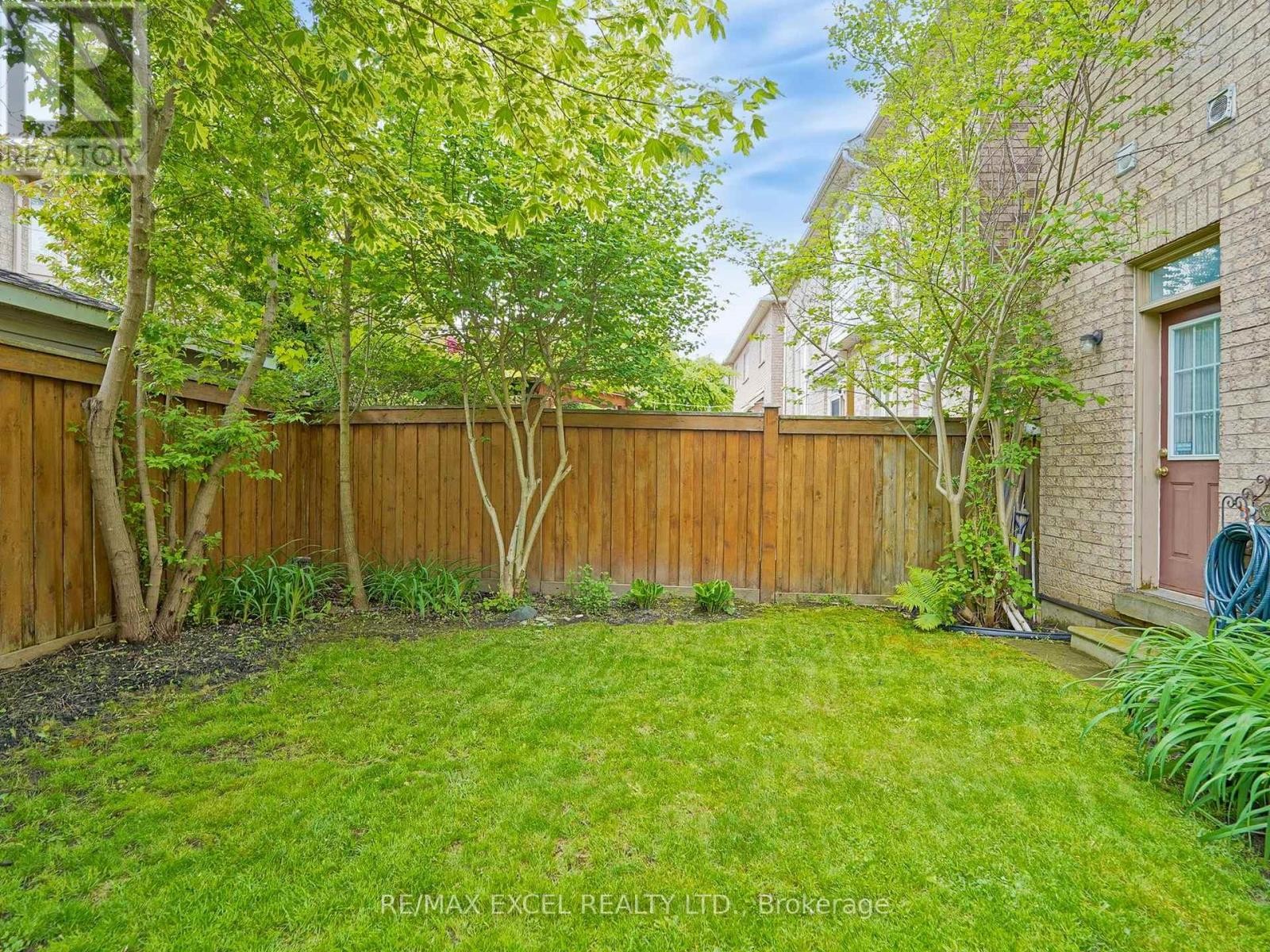 












57 MOSS CREEK BOULEVARD

,
Markham (Cachet),




Ontario
L6C2V5

