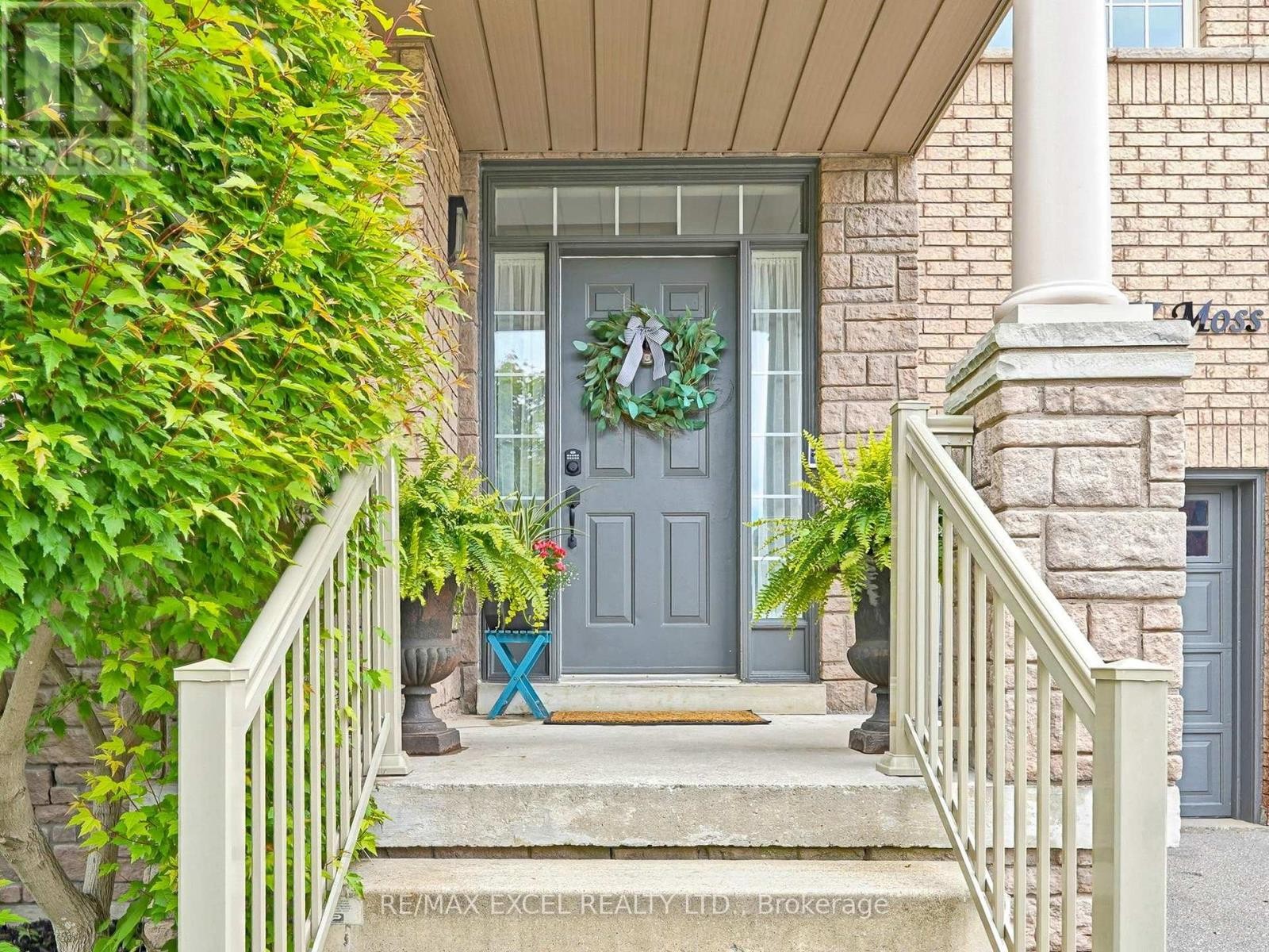 












57 MOSS CREEK BOULEVARD

,
Markham (Cachet),




Ontario
L6C2V5

