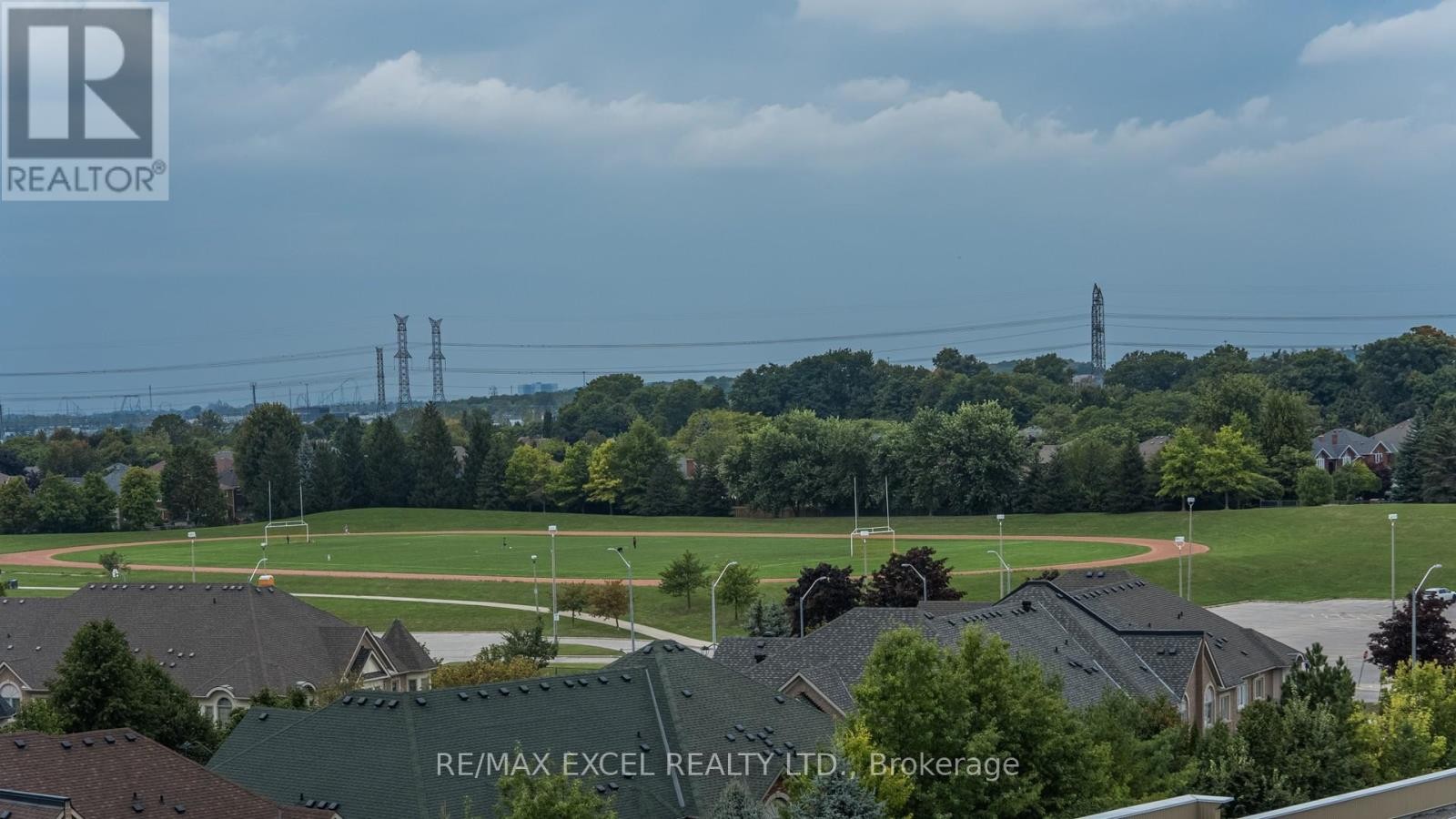 












802 - 8 BEVERLEY GLEN BOULEVARD

,
Vaughan (Beverley Glen),




Ontario
L4J0L5

