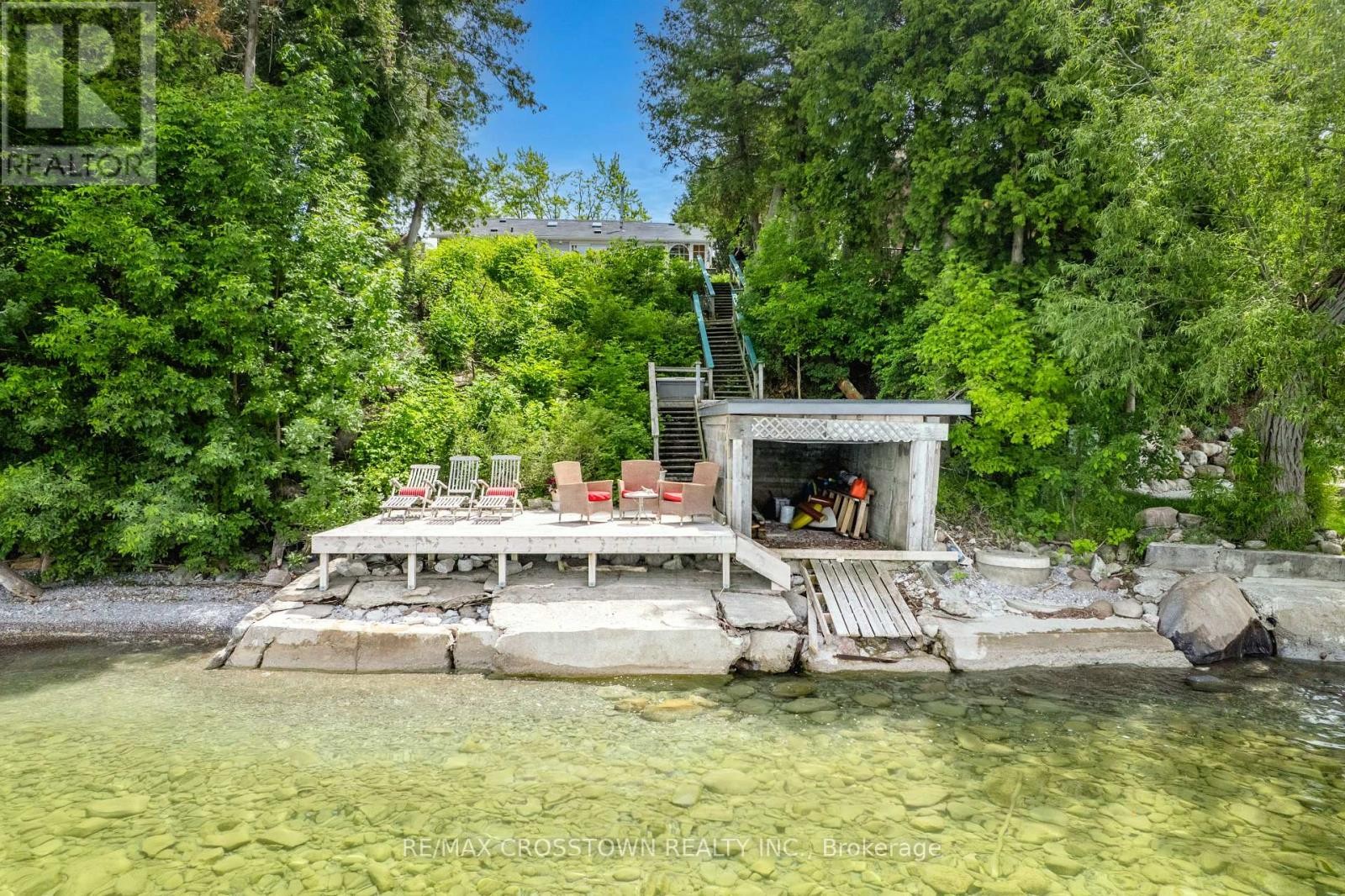 












24890 THORAH PARK BOULEVARD

,
Brock,




Ontario
L0K1A0

