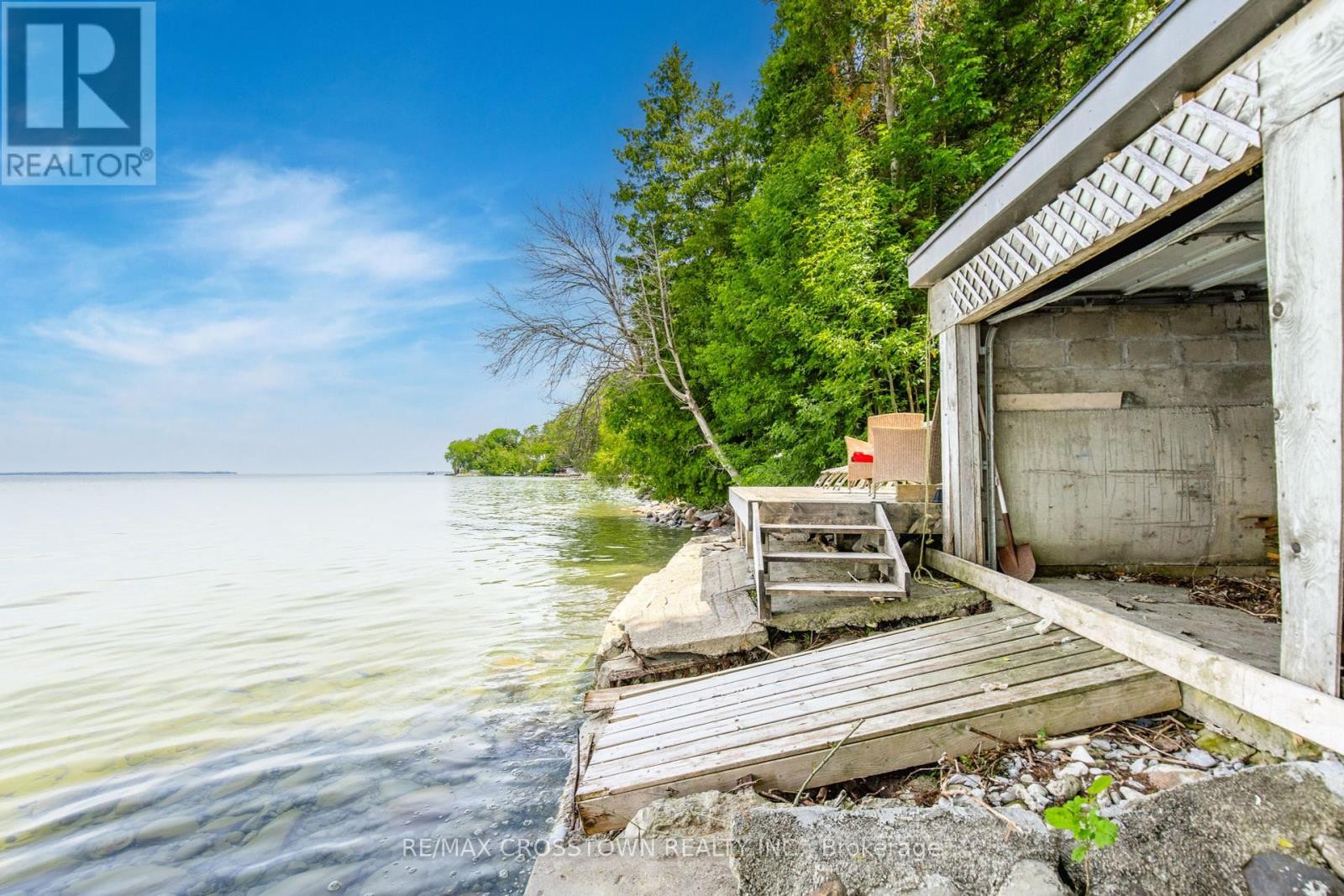 












24890 THORAH PARK BOULEVARD

,
Brock,




Ontario
L0K1A0

