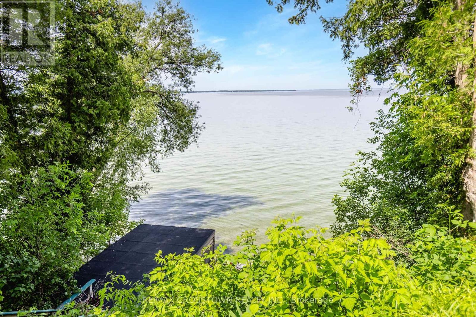 












24890 THORAH PARK BOULEVARD

,
Brock,




Ontario
L0K1A0

