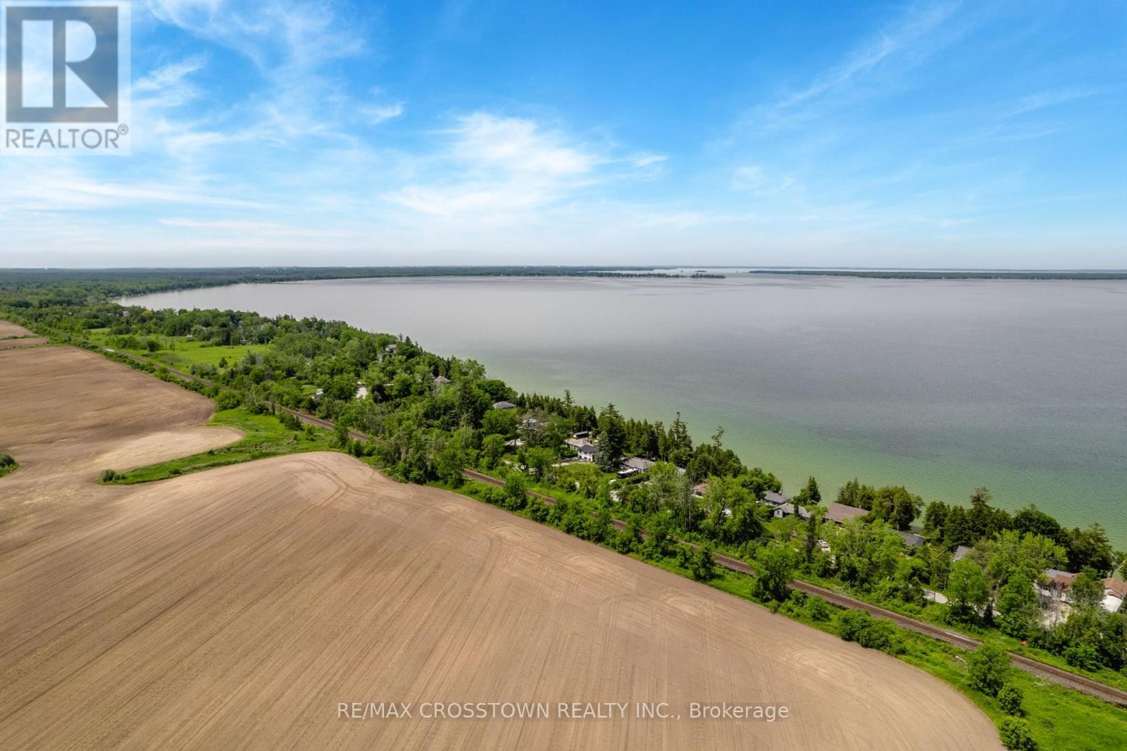 












24890 THORAH PARK BOULEVARD

,
Brock,




Ontario
L0K1A0

