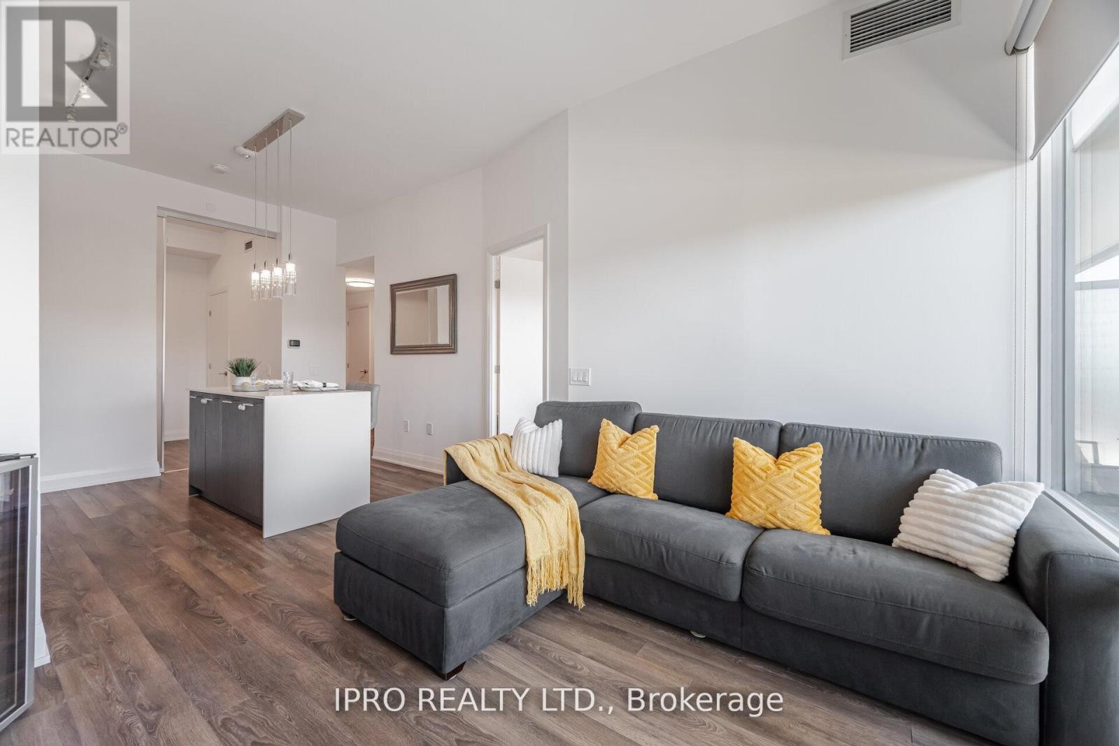 












UNIT #327 - 4800 HIGHWAY #7 ROAD

,
Vaughan (East Woodbridge),




Ontario
L4L1H8

