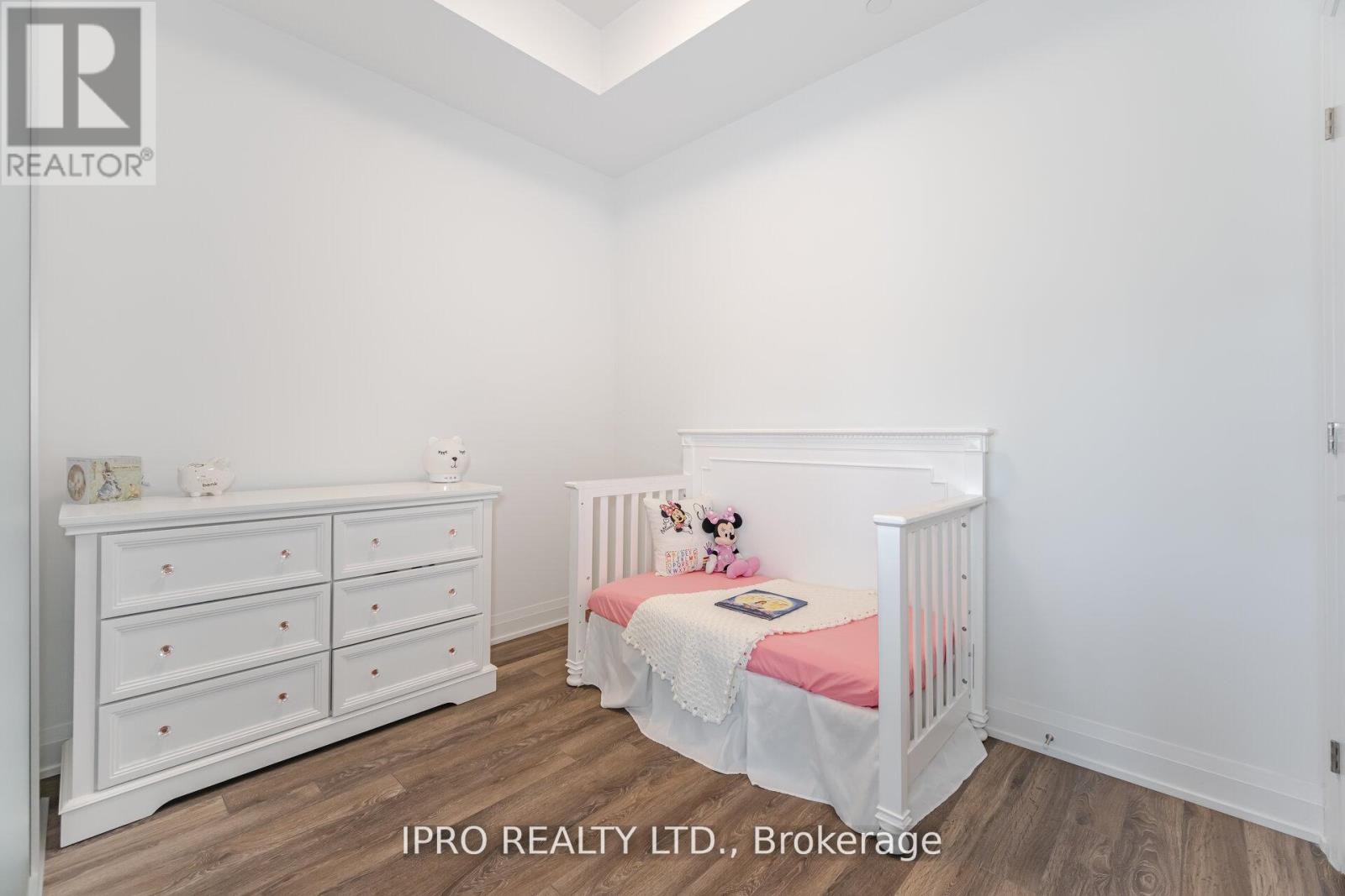 












UNIT #327 - 4800 HIGHWAY #7 ROAD

,
Vaughan (East Woodbridge),




Ontario
L4L1H8

