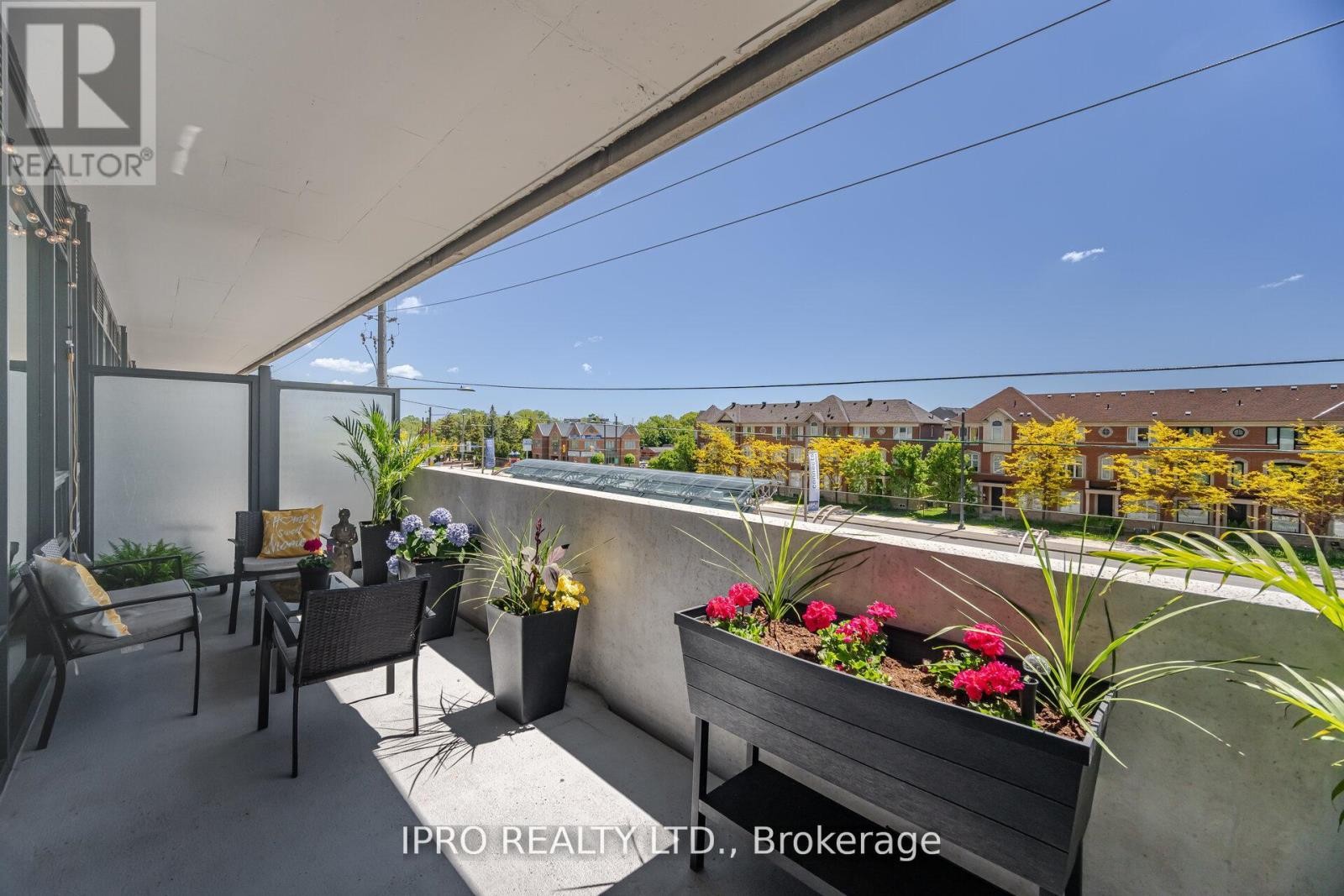 












UNIT #327 - 4800 HIGHWAY #7 ROAD

,
Vaughan (East Woodbridge),




Ontario
L4L1H8

